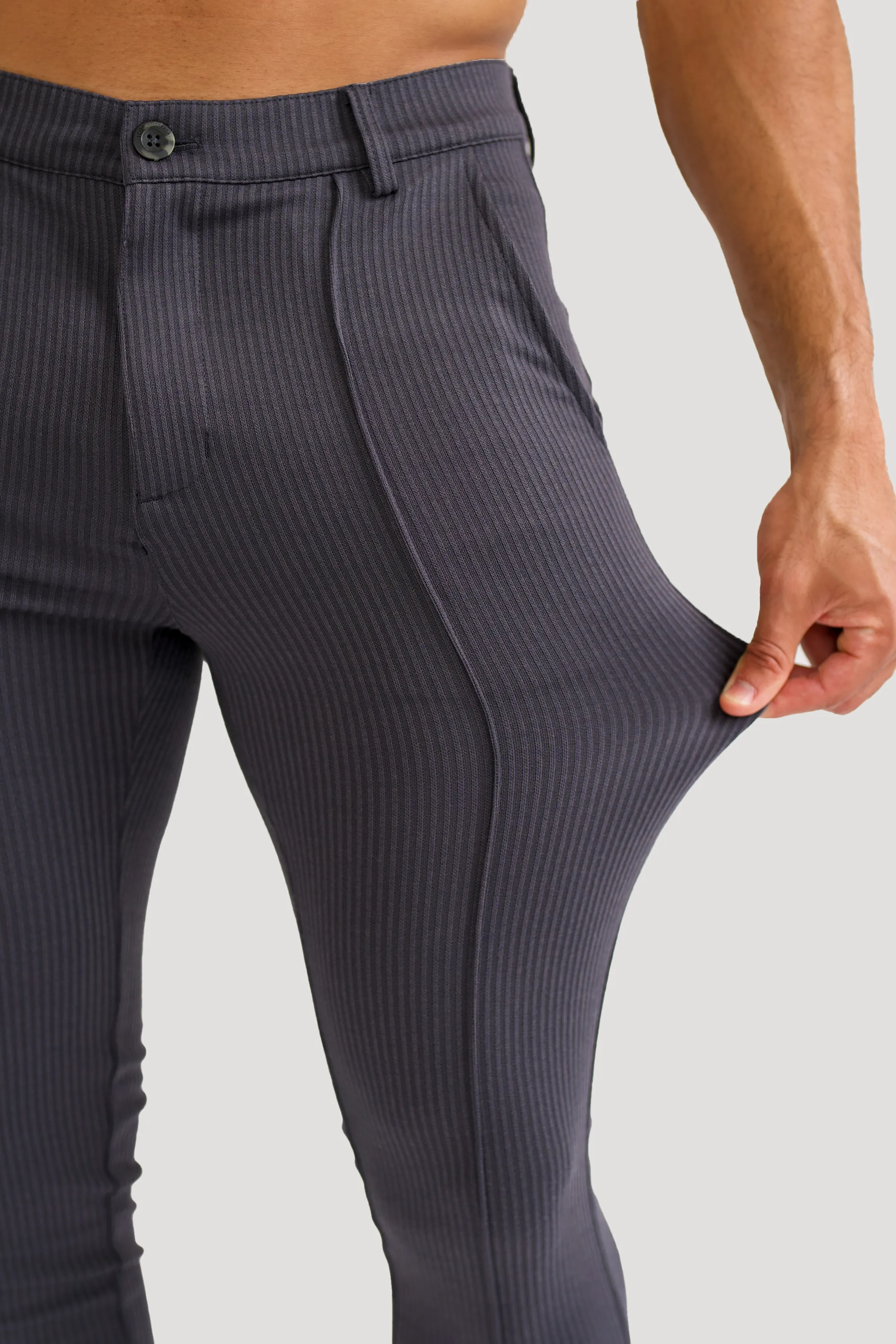 THE AMARI TROUSERS 2.0 - Image 14