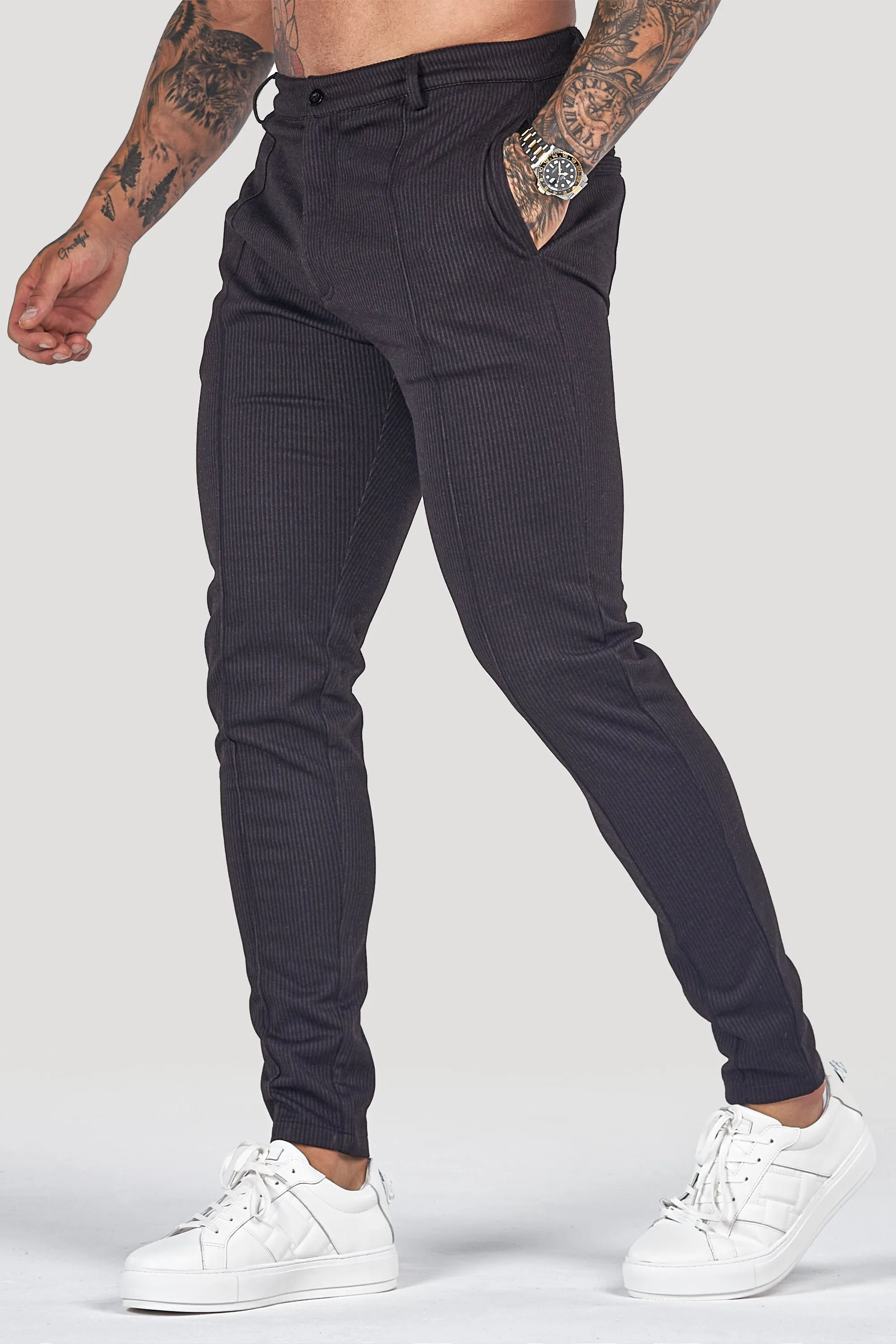 THE AMARI TROUSERS 2.0 - Image 9