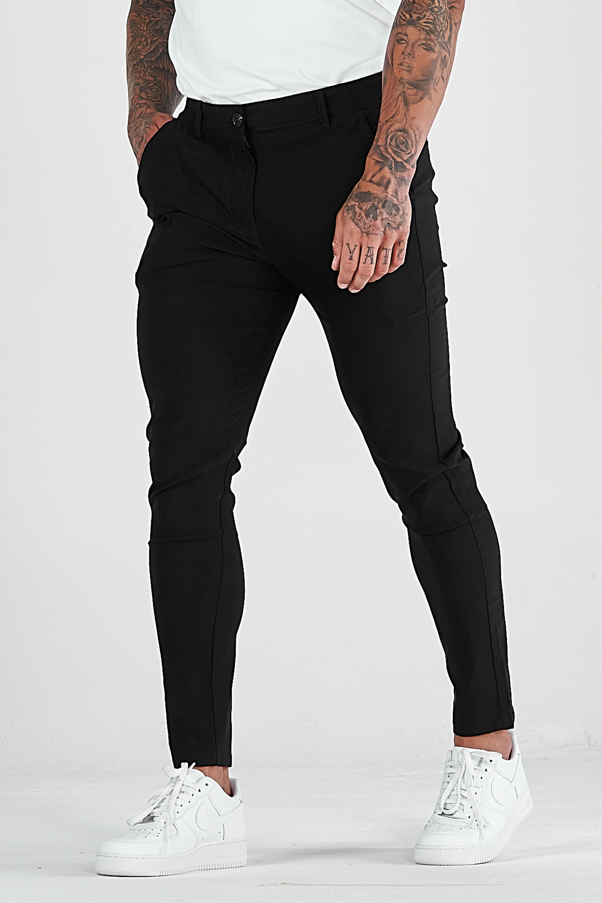 THE AVANI TROUSERS - Image 16