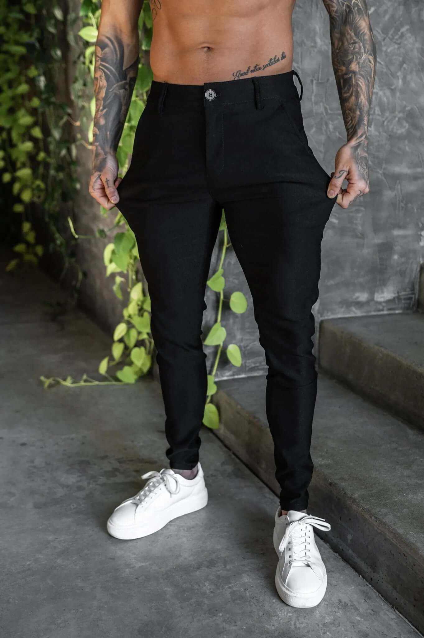 THE AVANI TROUSERS - Image 17