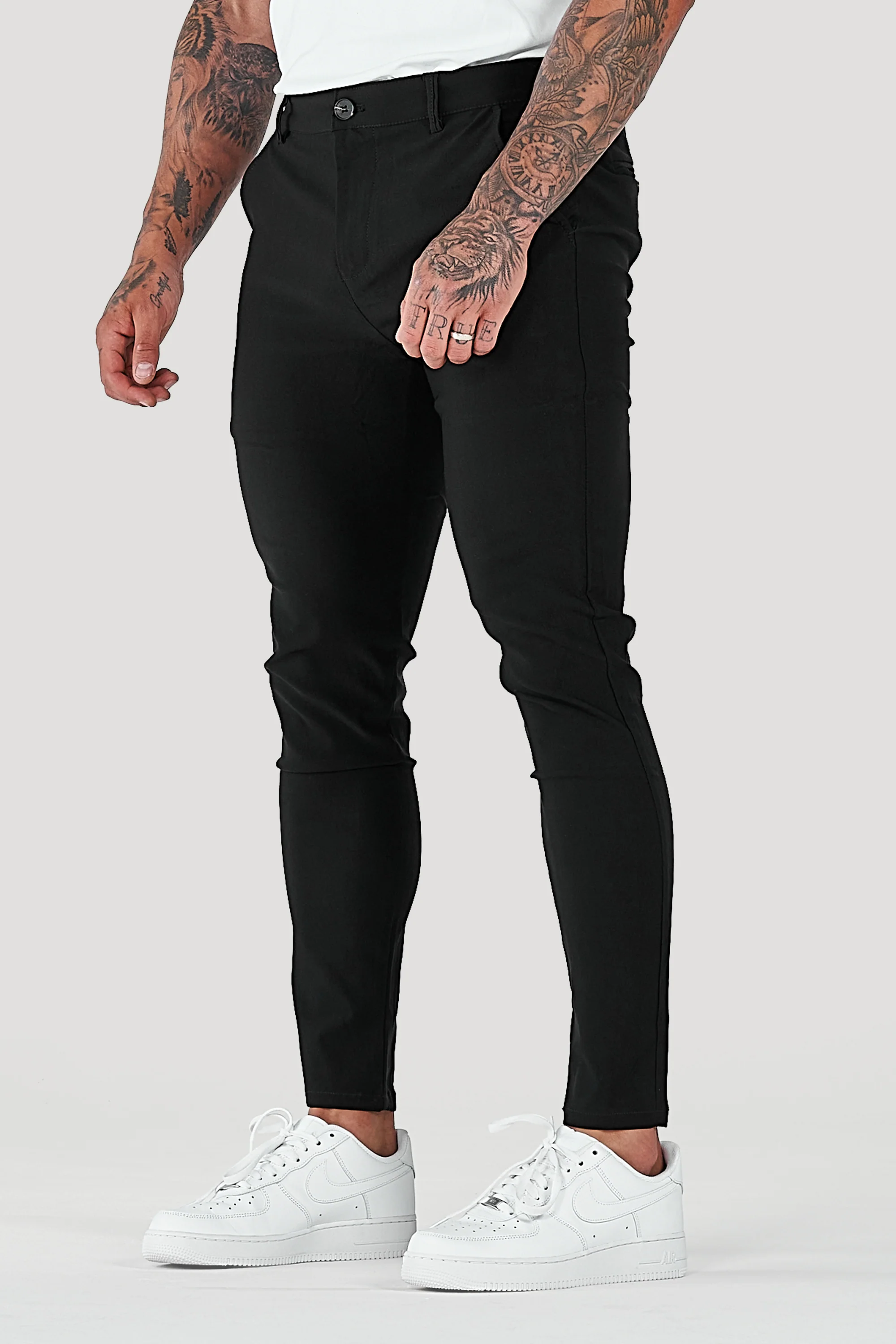 THE AVANI TROUSERS - Image 21
