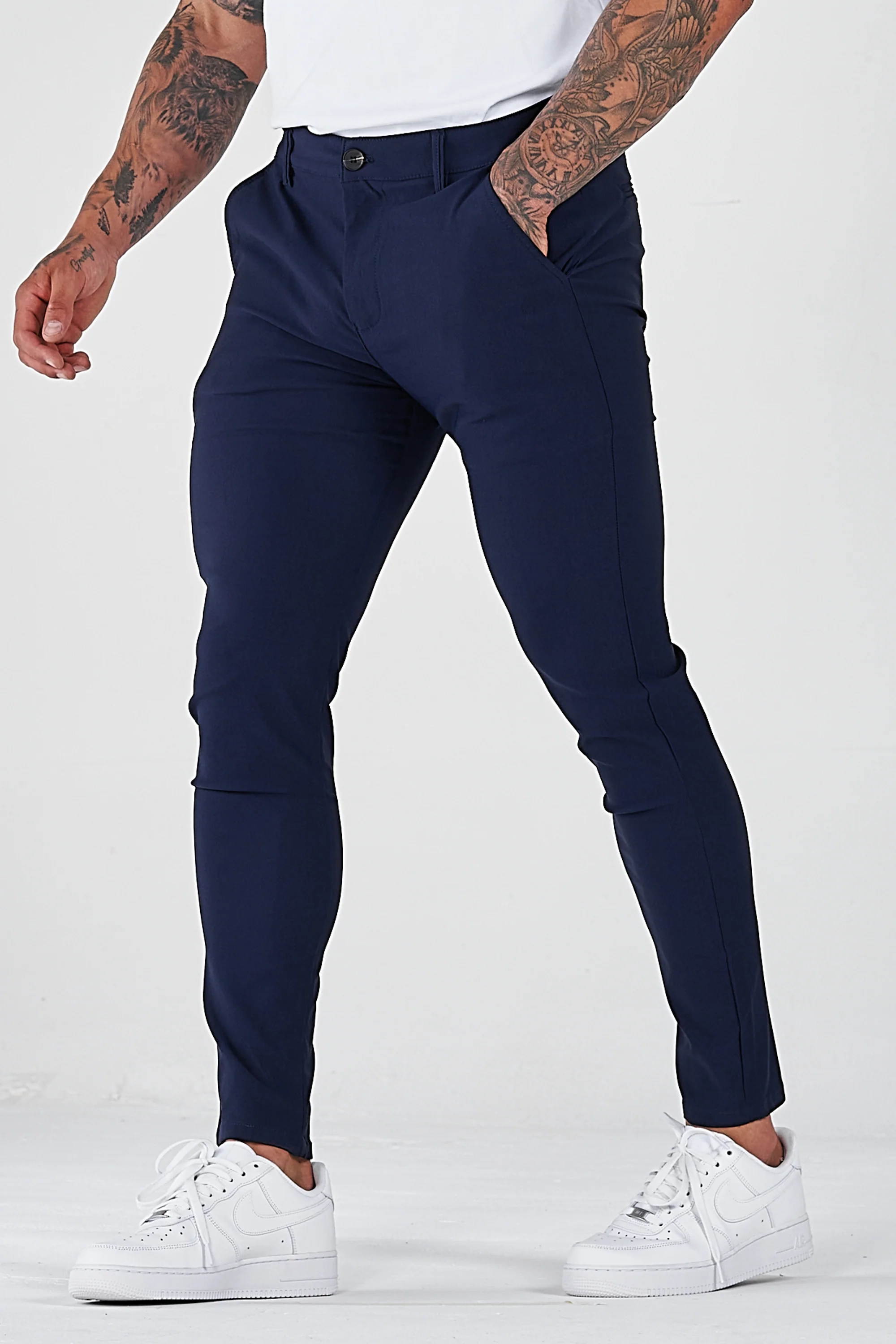 THE AVANI TROUSERS - Image 24