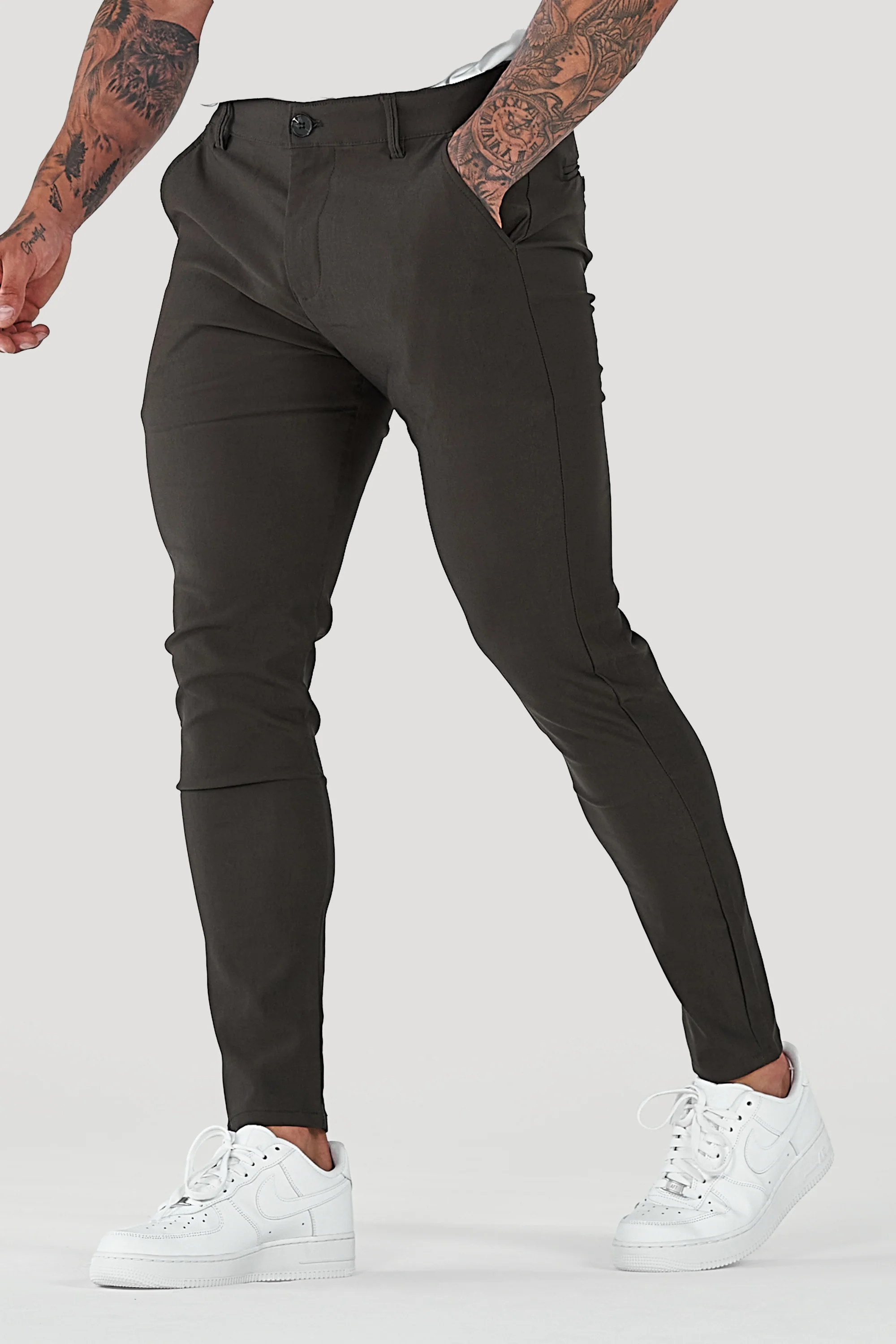 THE AVANI TROUSERS - Image 41