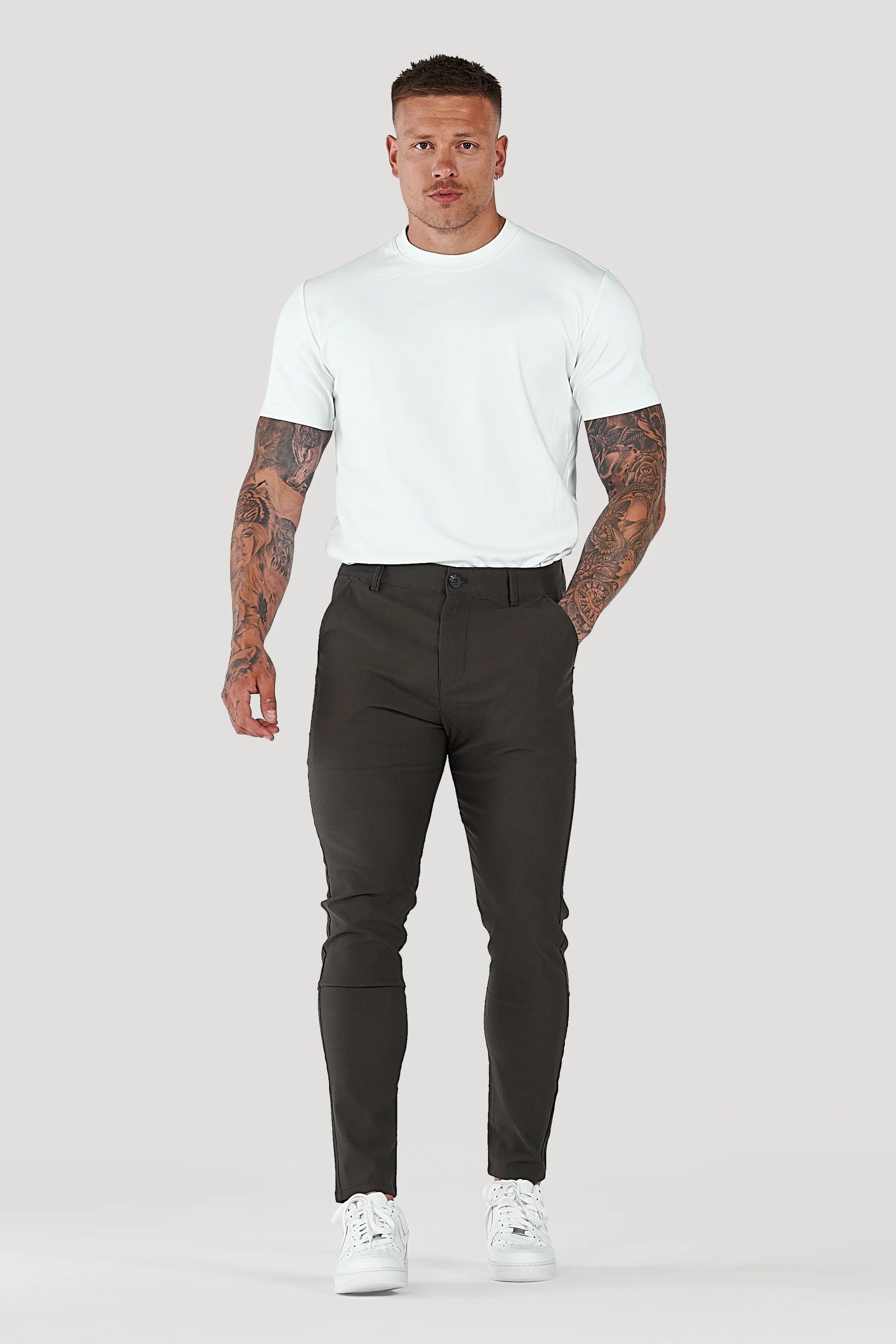 THE AVANI TROUSERS - Image 45