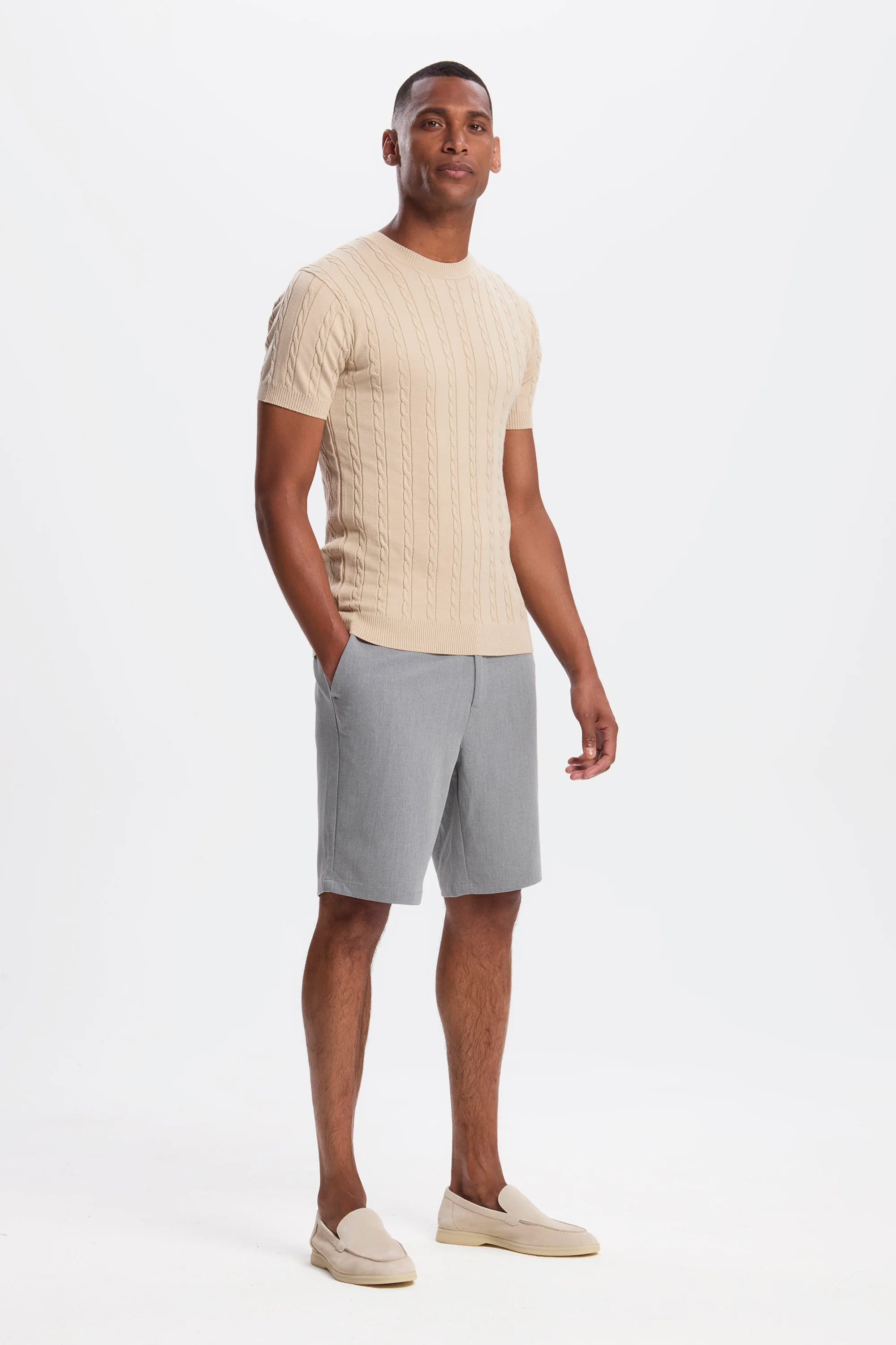 THE CABLE SHORT SLEEVE T-SHIRT - Image 12