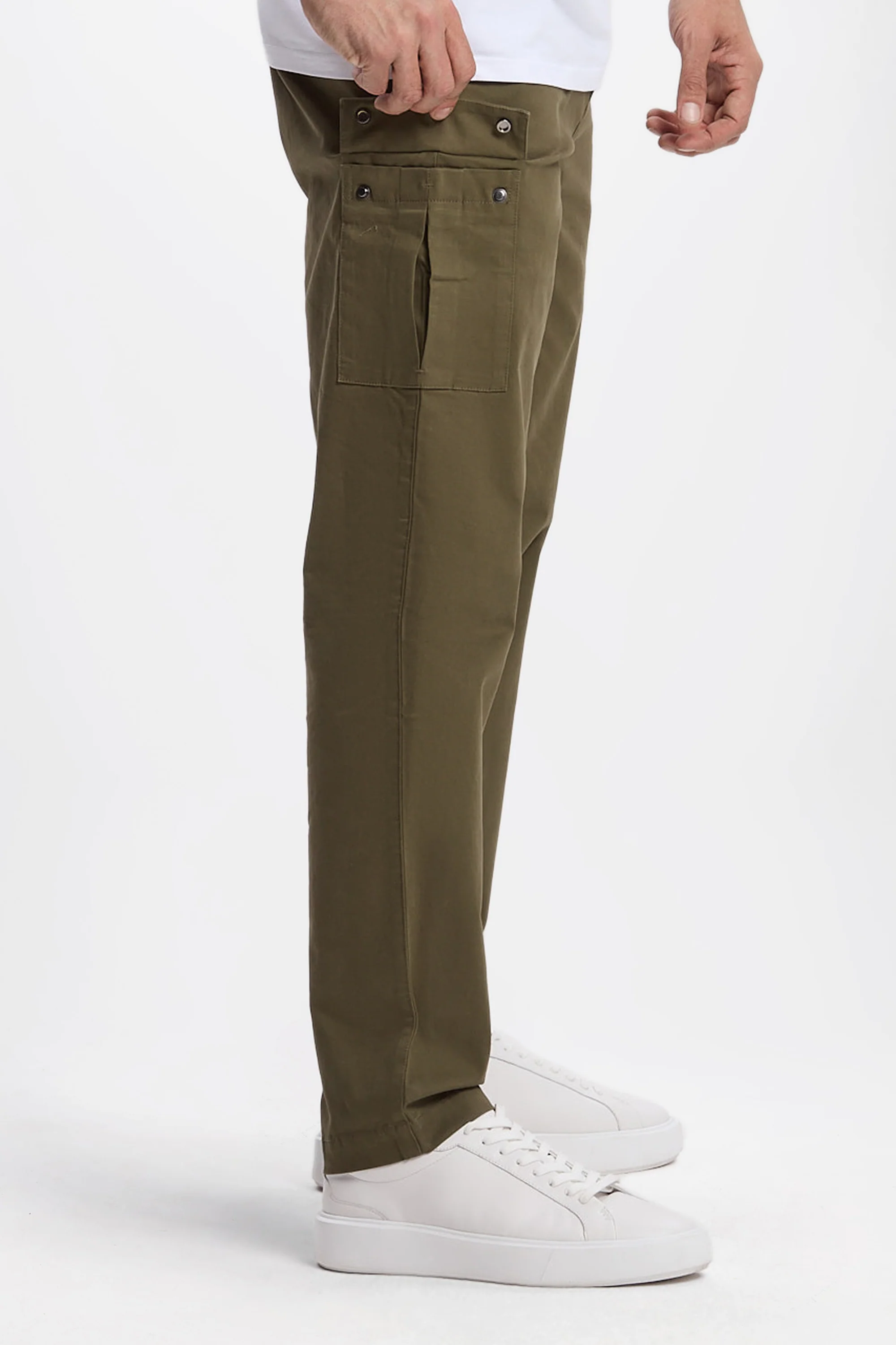 THE CARGO TROUSERS - Image 7