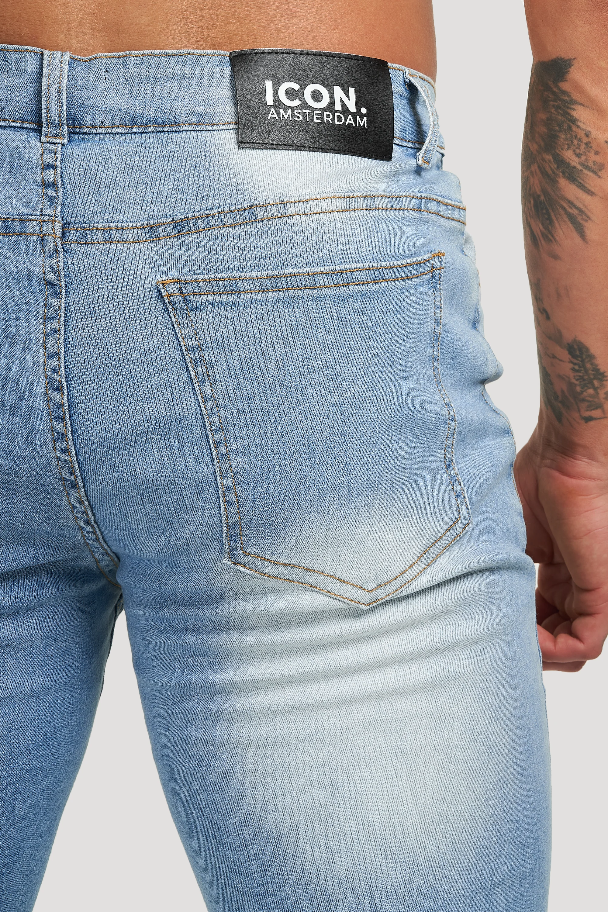 THE LORENZO SHORTS - Image 17