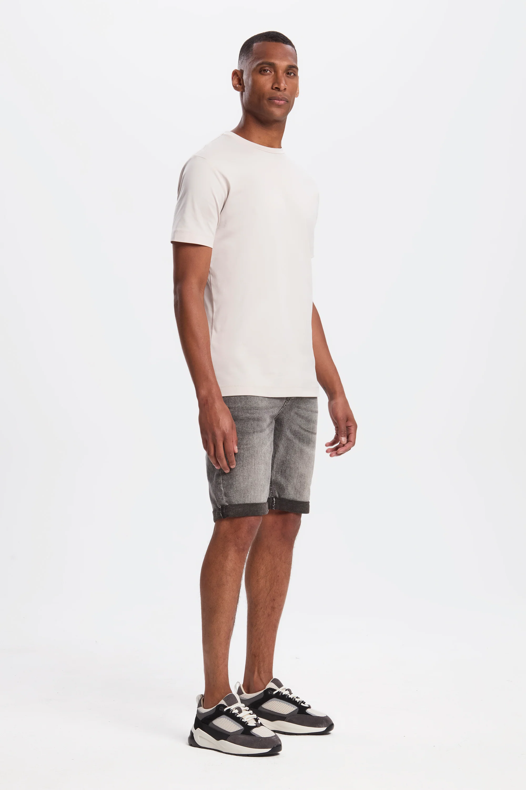 THE LORENZO SHORTS - Image 7
