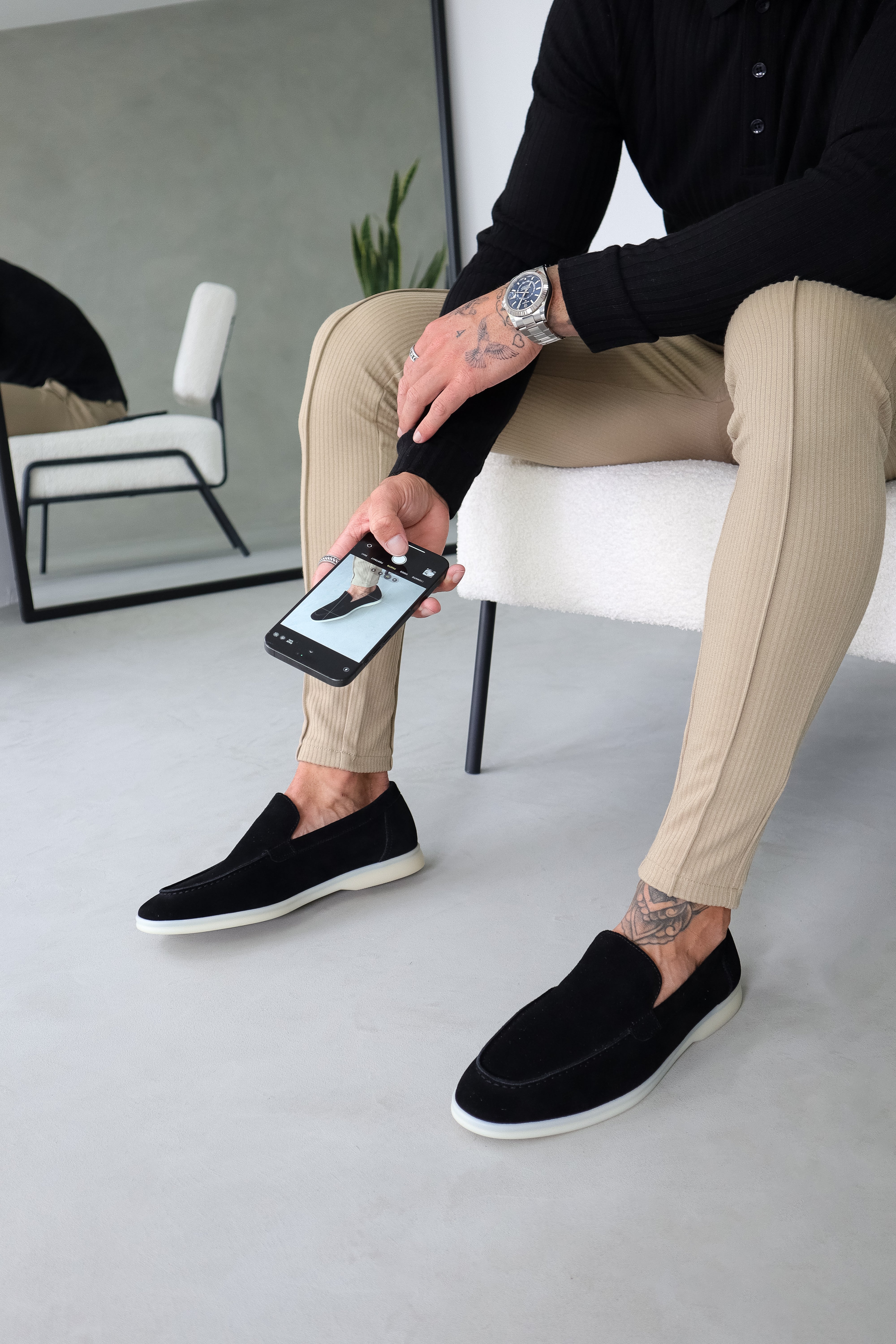 THE CLASSIC SUEDE LOAFER - Image 37