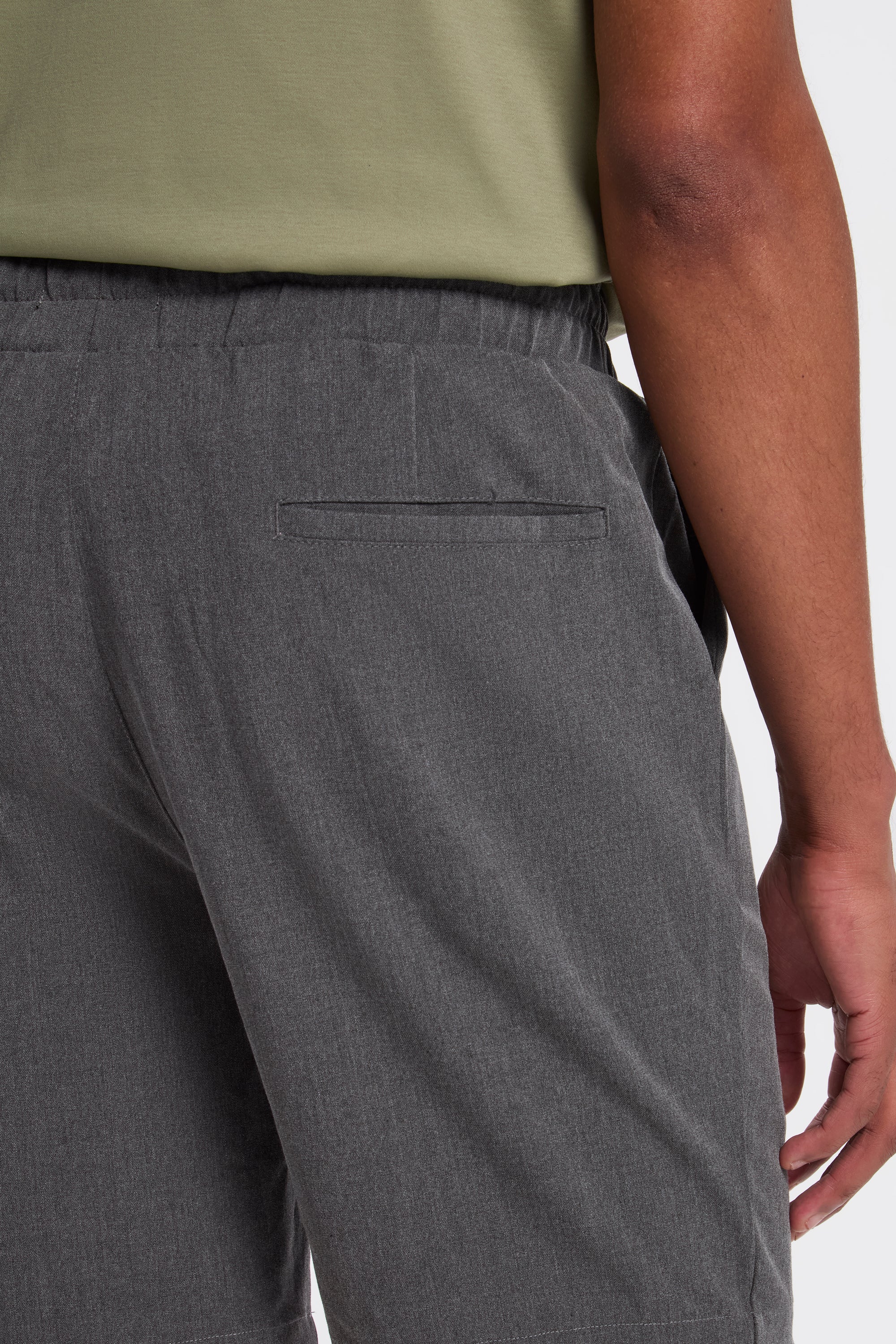 THE ELIO SHORTS - Image 10