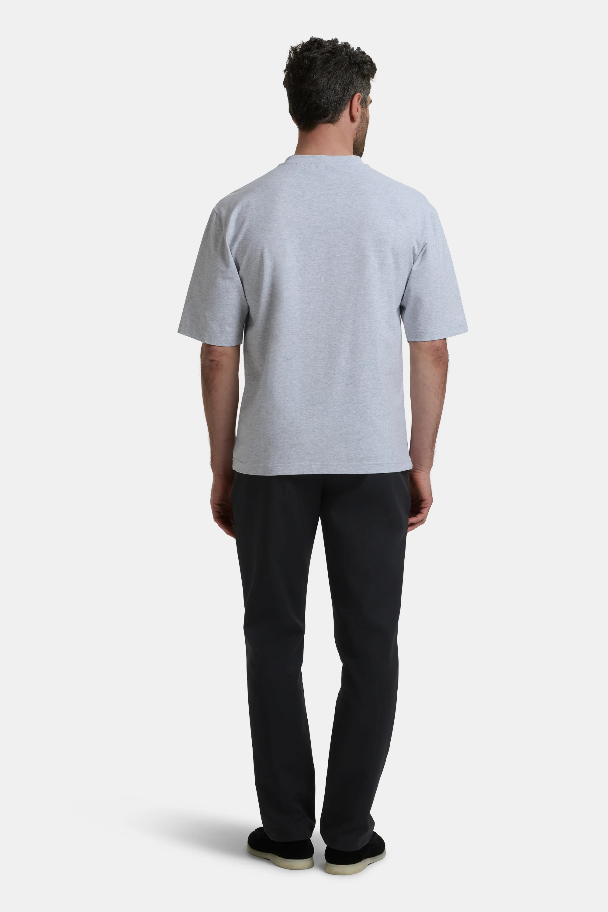 THE ESSENTIAL RELAXED T-SHIRT - Image 18