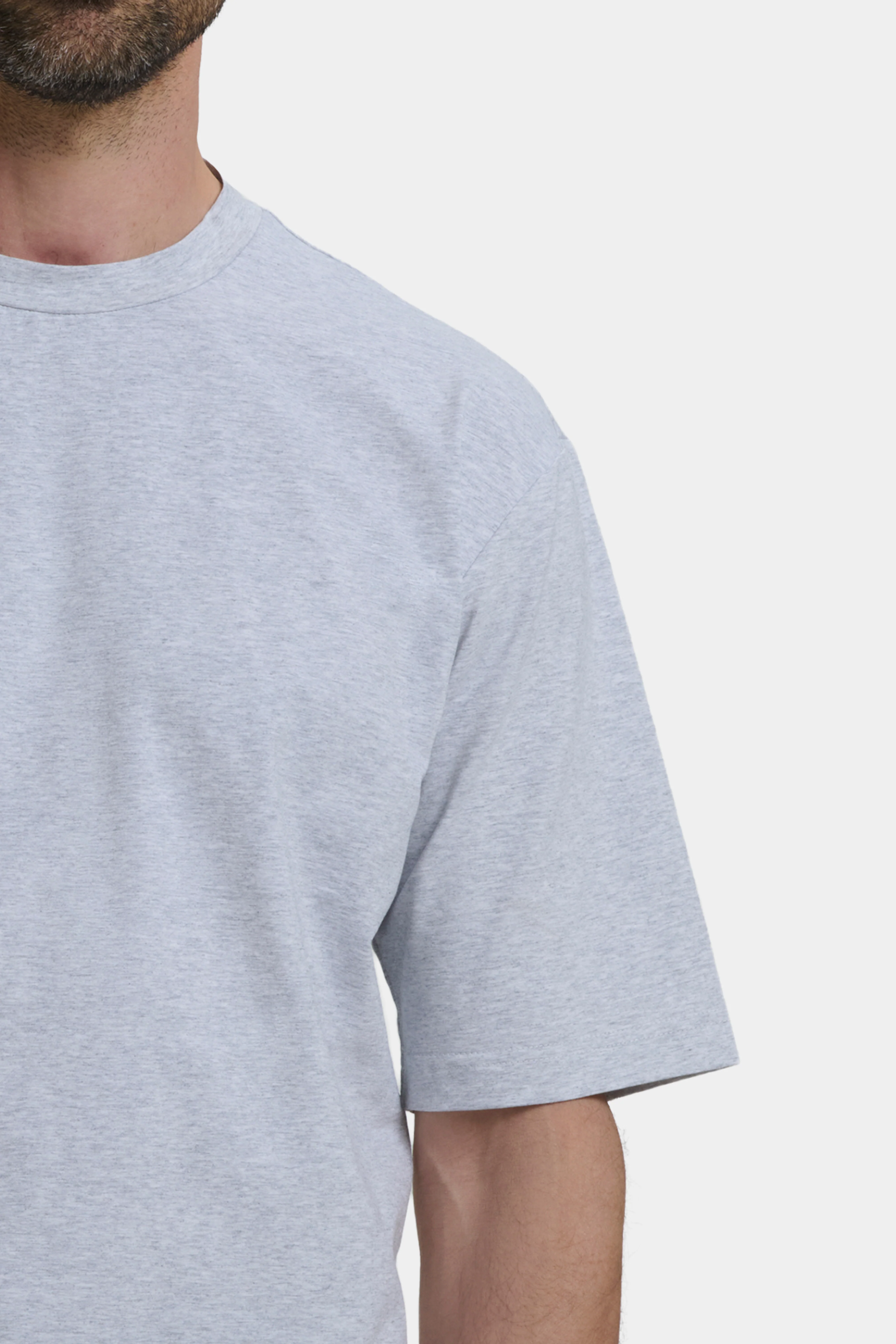 THE ESSENTIAL RELAXED T-SHIRT - Image 20