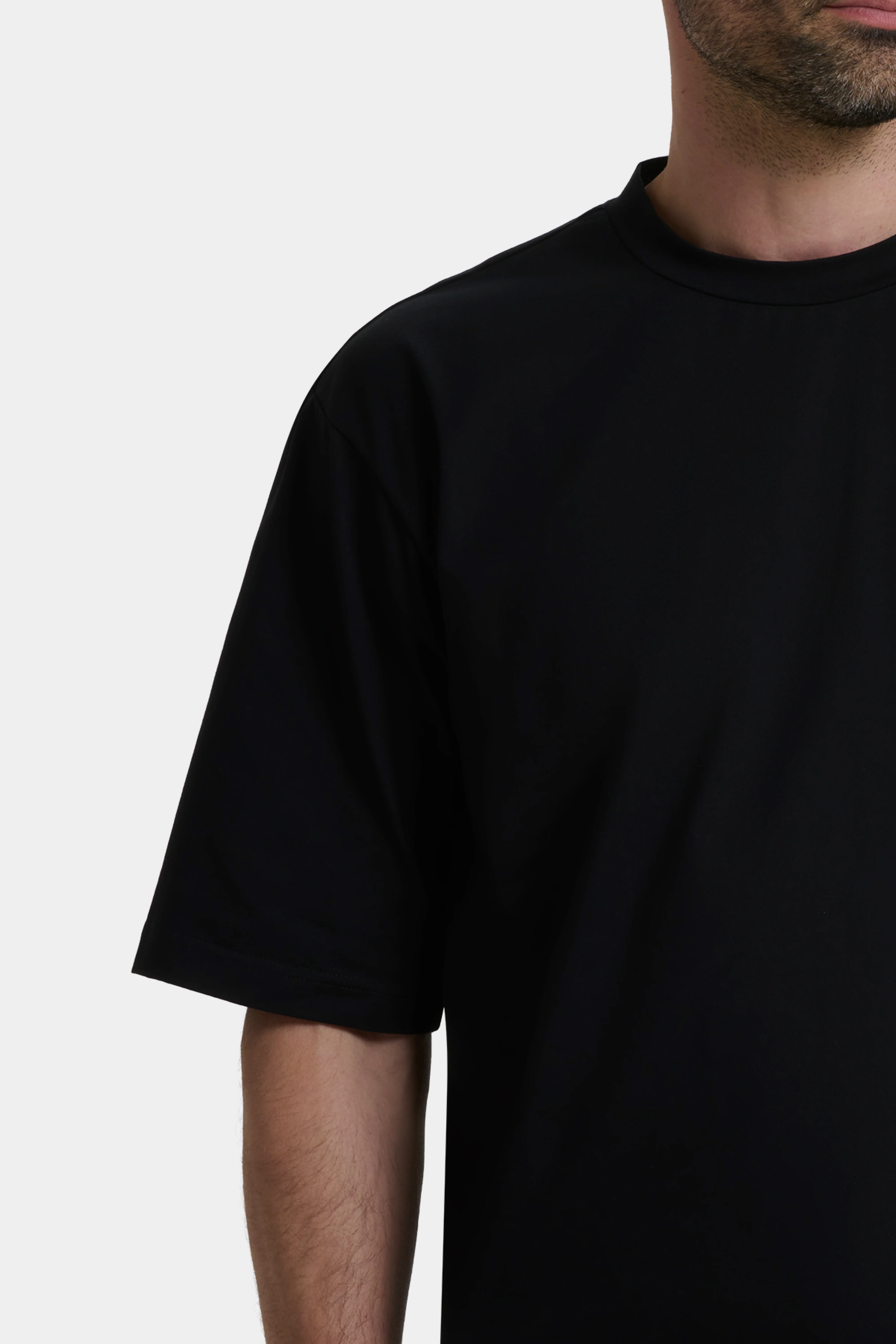 THE ESSENTIAL RELAXED T-SHIRT - Image 26