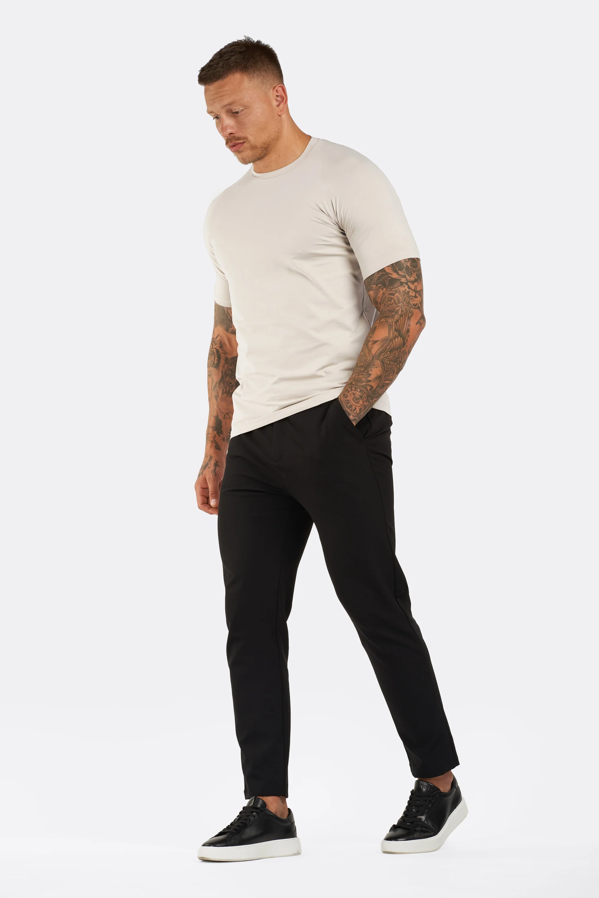 THE ESSENTIAL T-SHIRT - Image 2