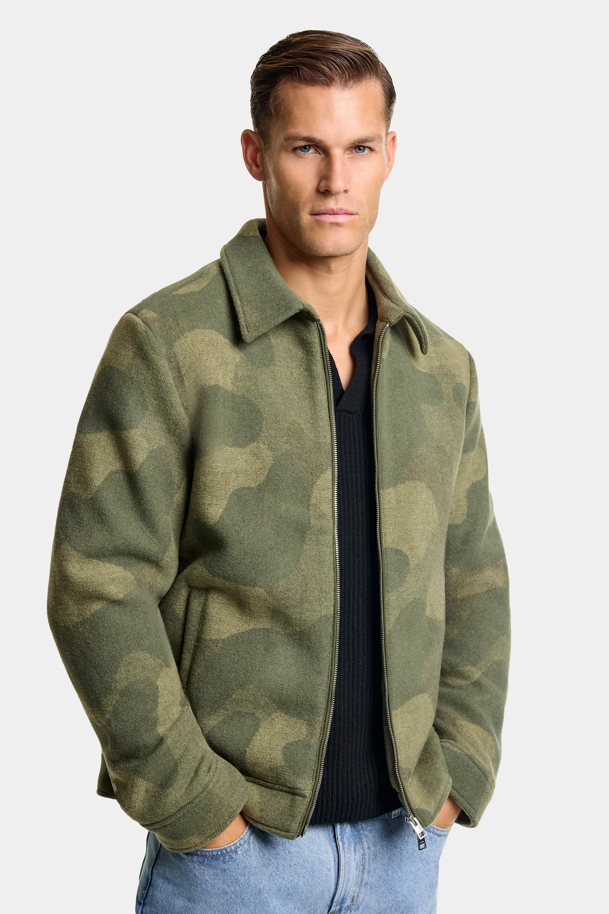 THE GIO SHACKET