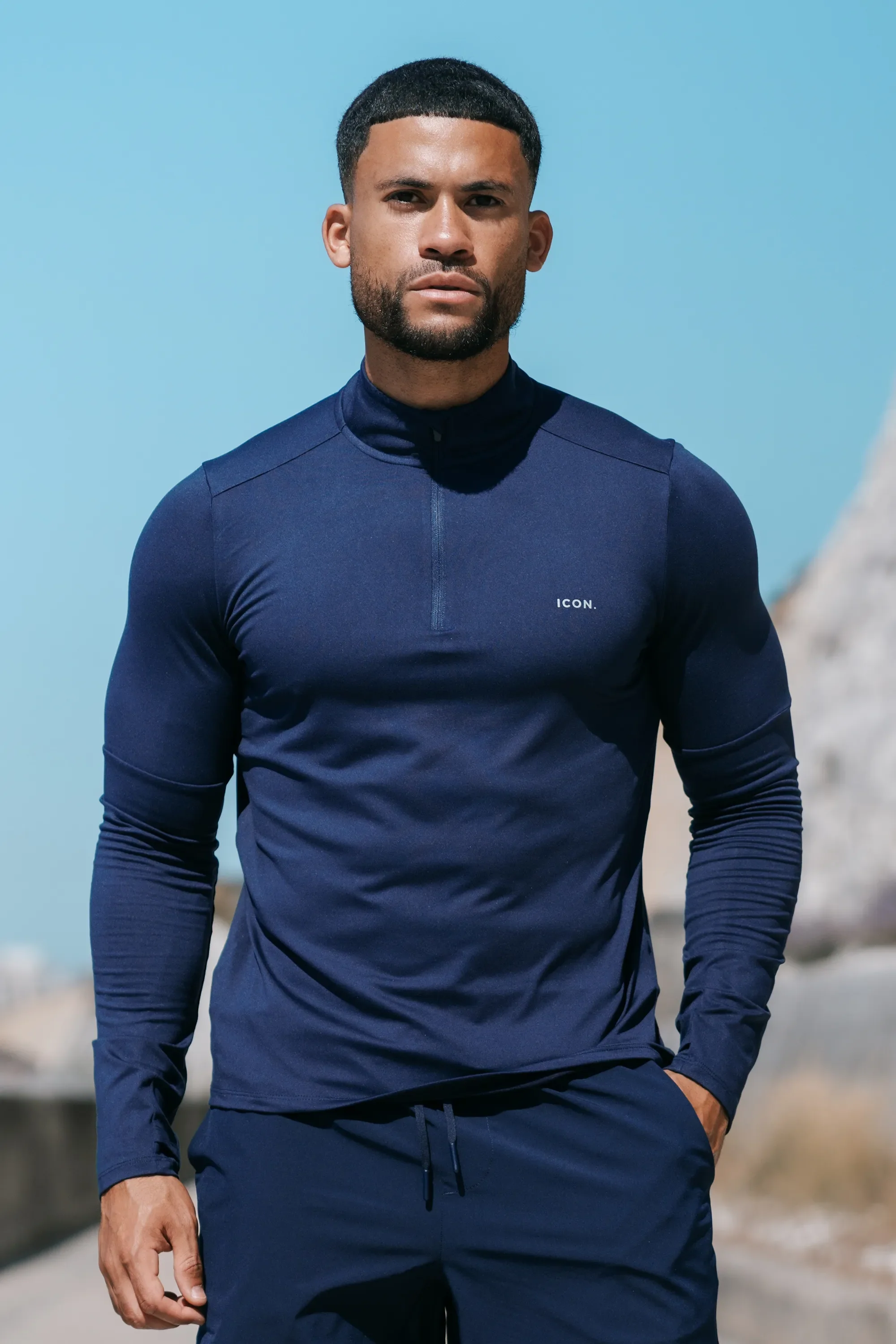 THE ICON ACTIVE HALF ZIP - Image 10