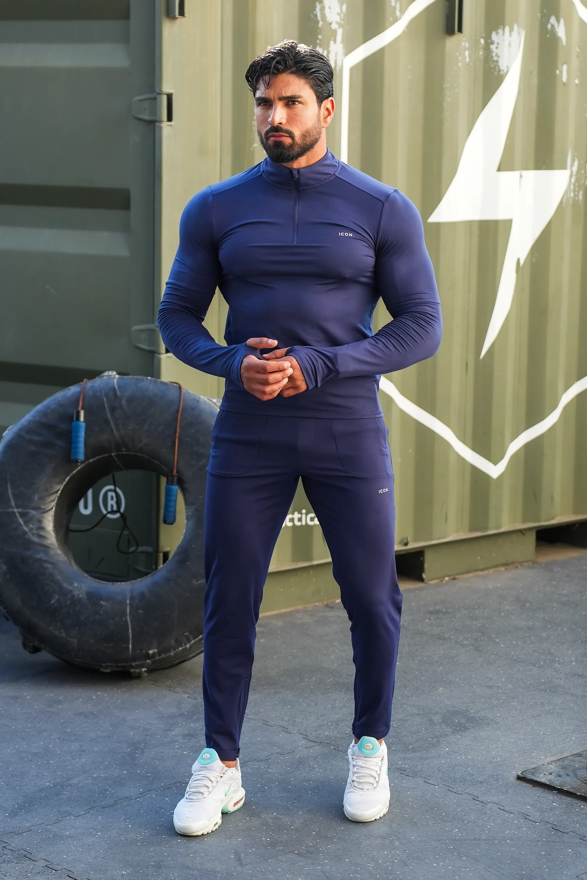 THE ICON ACTIVE HALF ZIP - Image 11