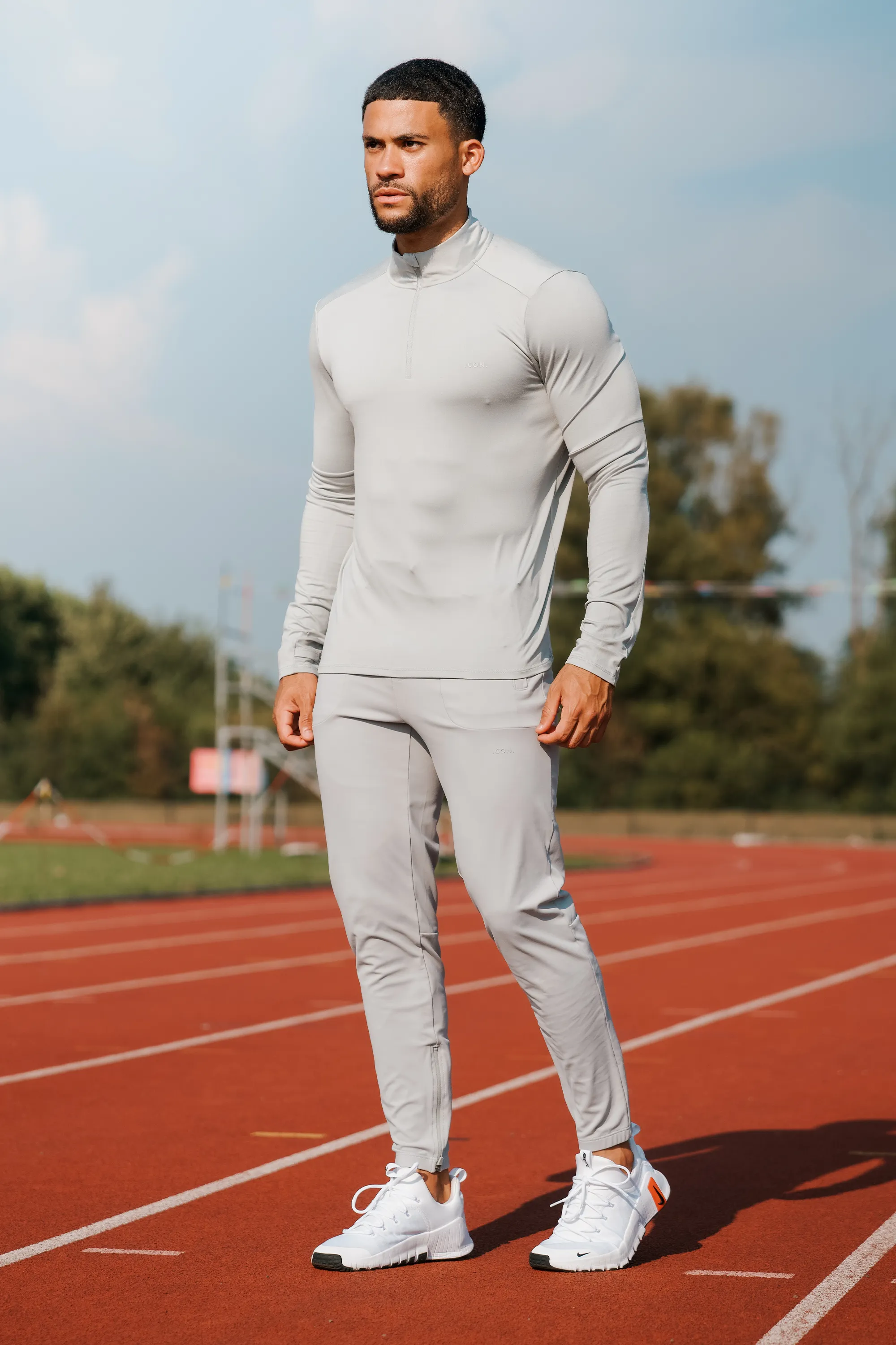 THE ICON ACTIVE HALF ZIP - Image 24
