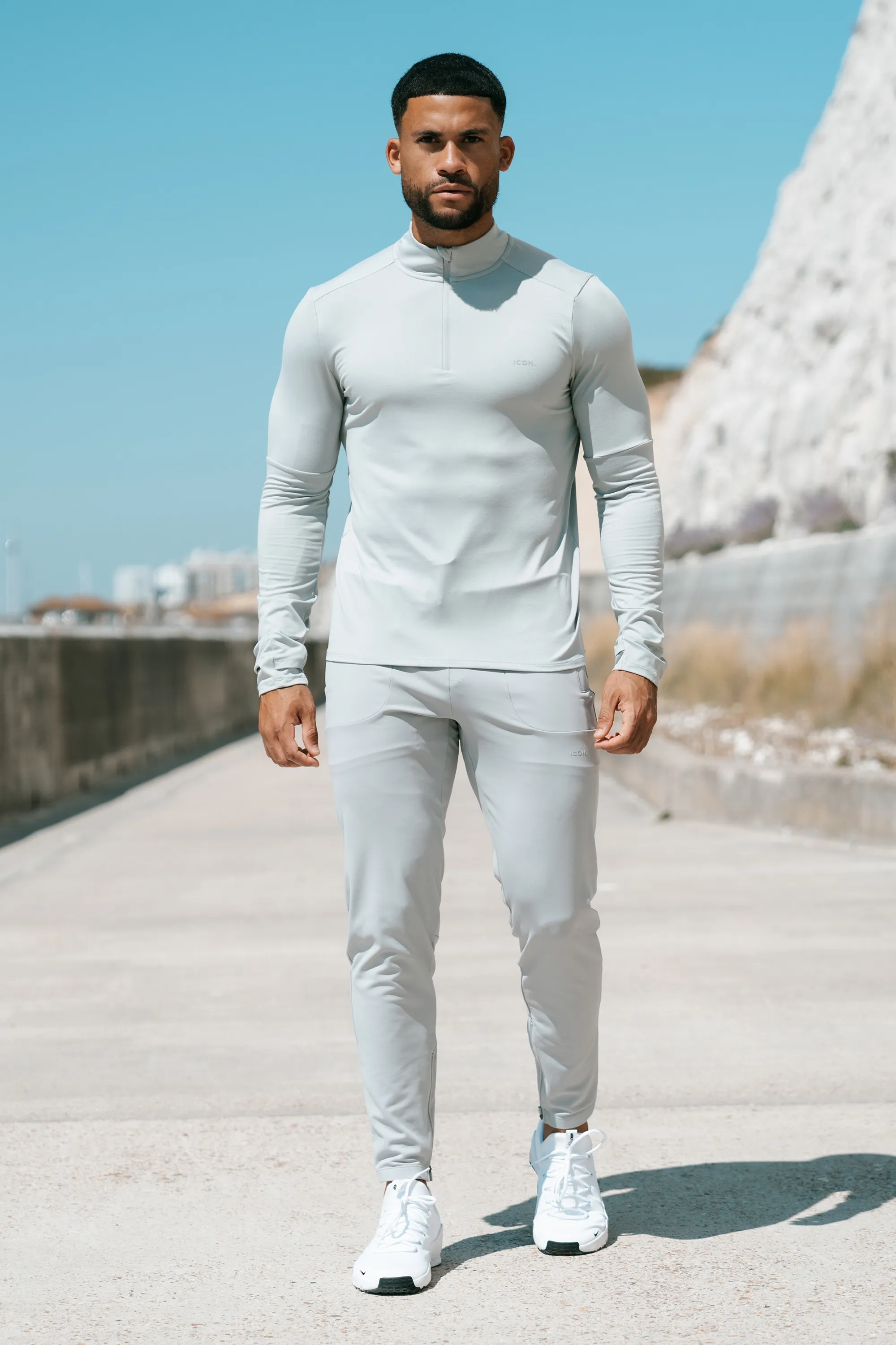 THE ICON ACTIVE HALF ZIP - Image 27