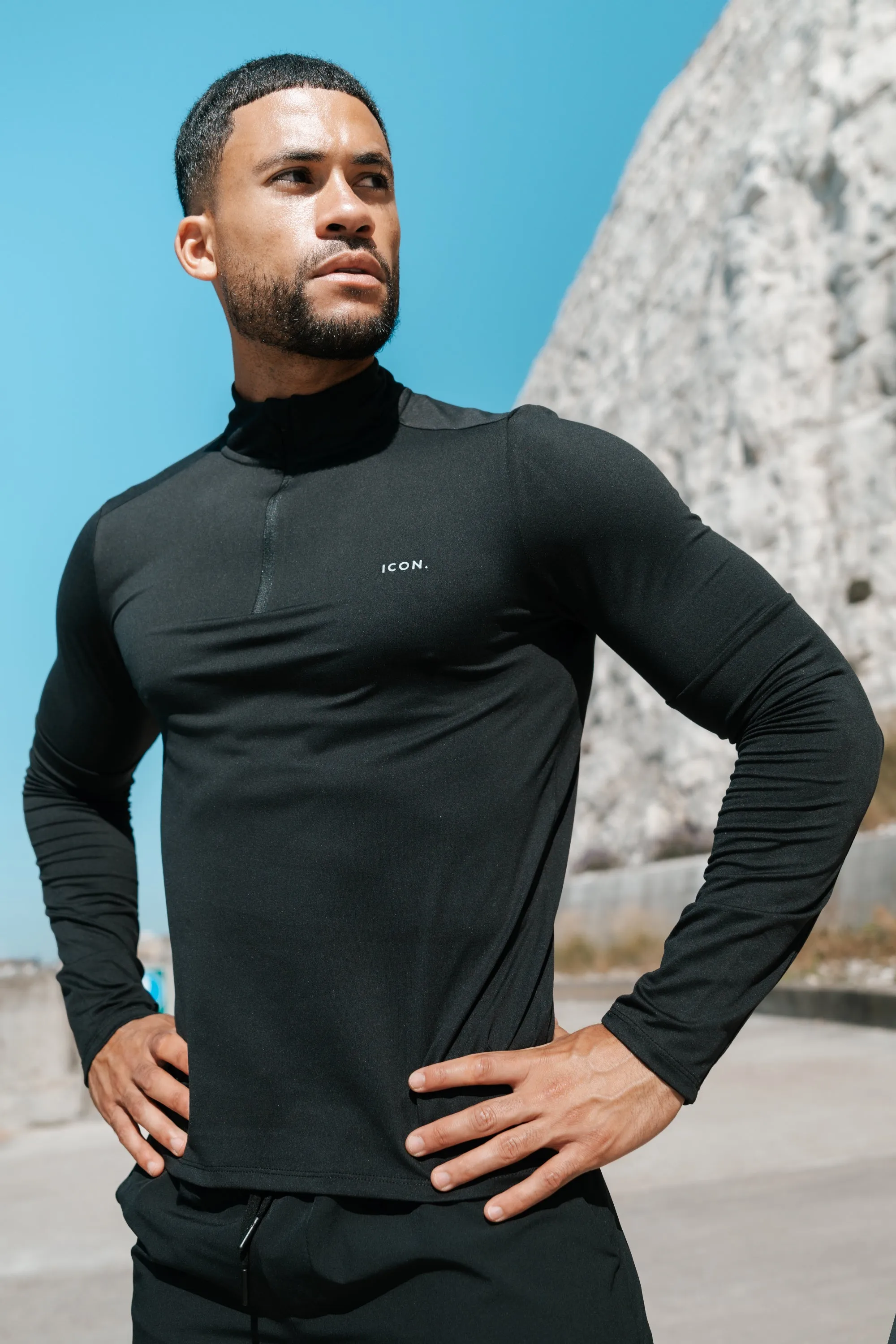 THE ICON ACTIVE HALF ZIP - Image 4