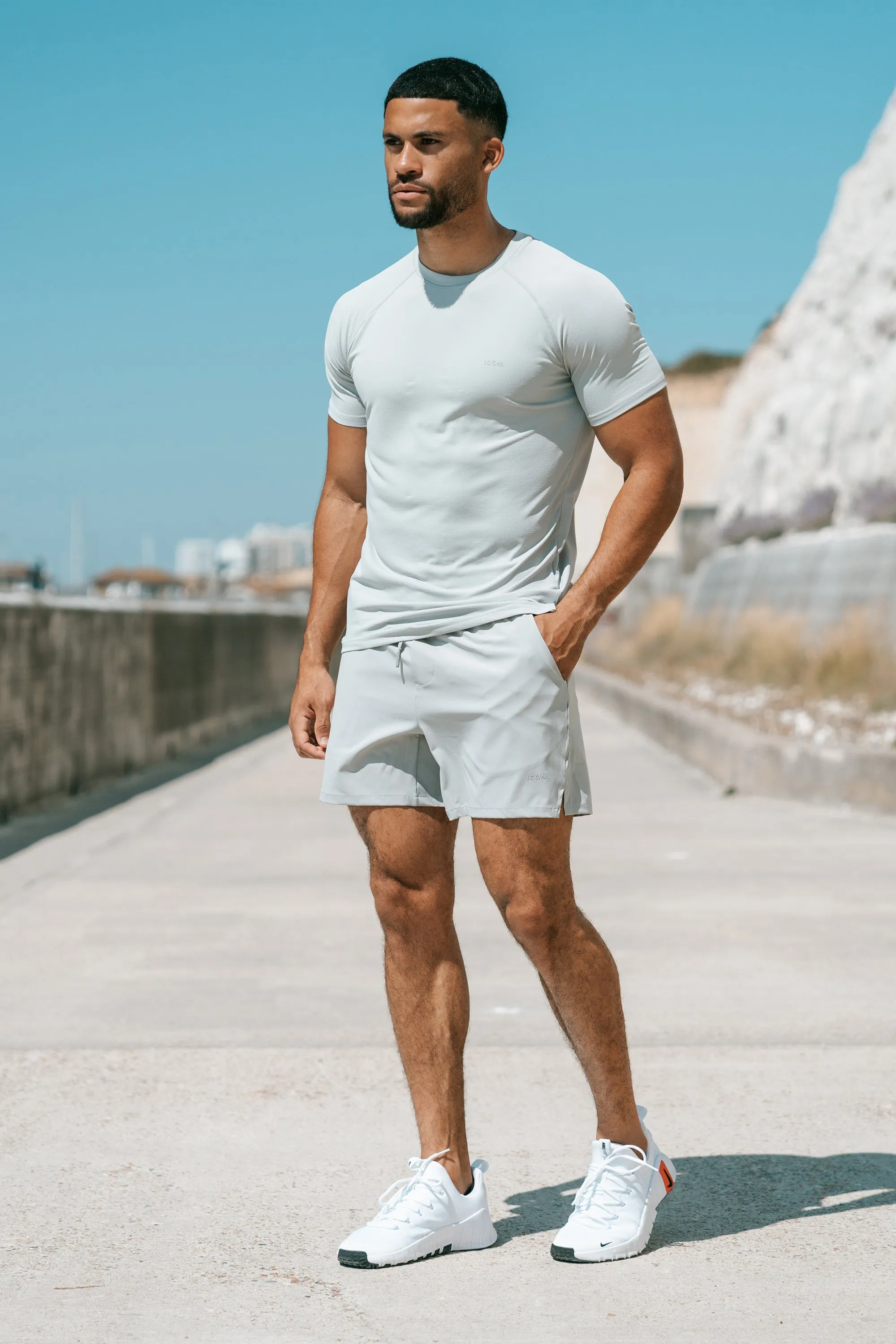 THE ICON ACTIVE T-SHIRT - Image 19