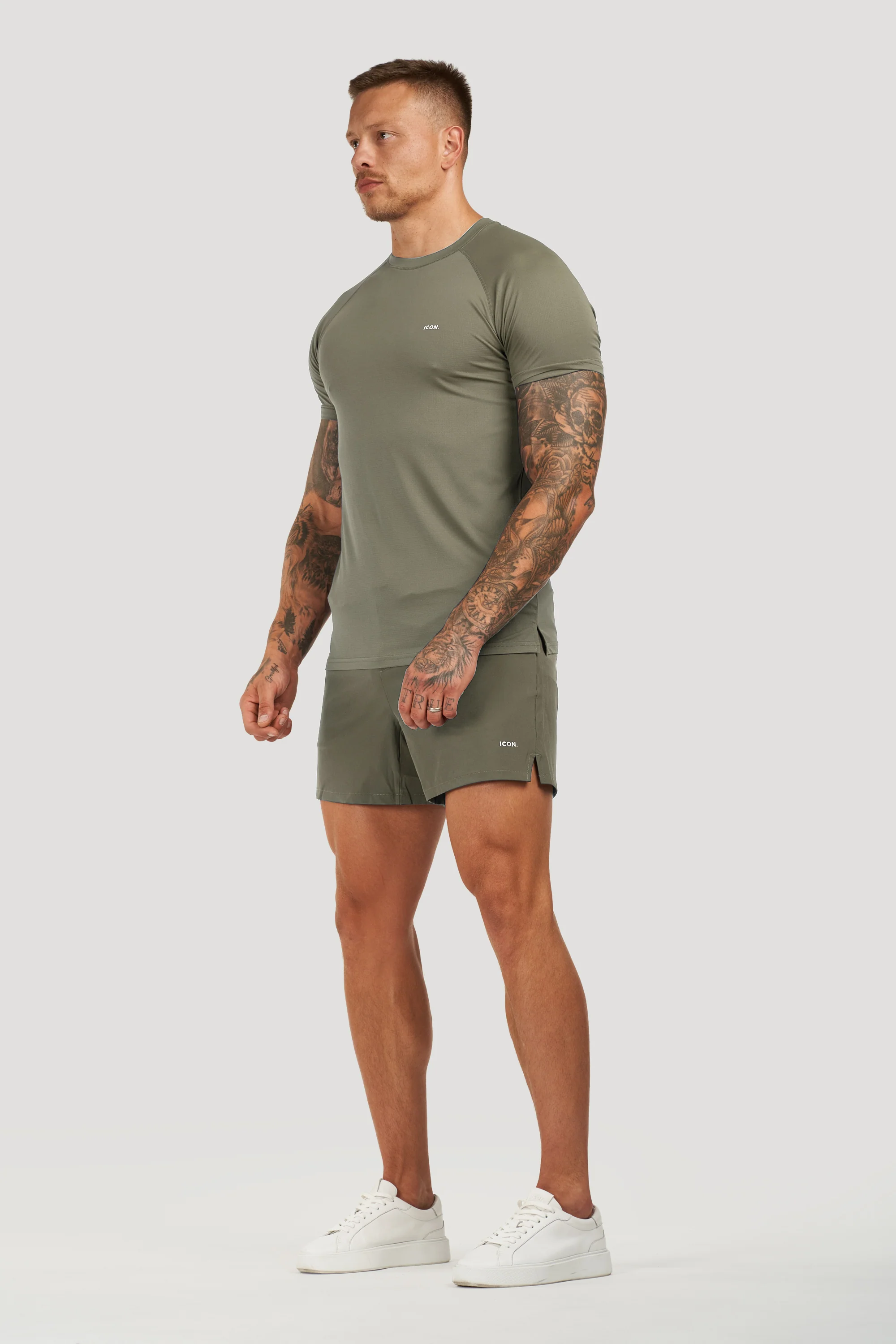 THE ICON ACTIVE T-SHIRT - Image 28