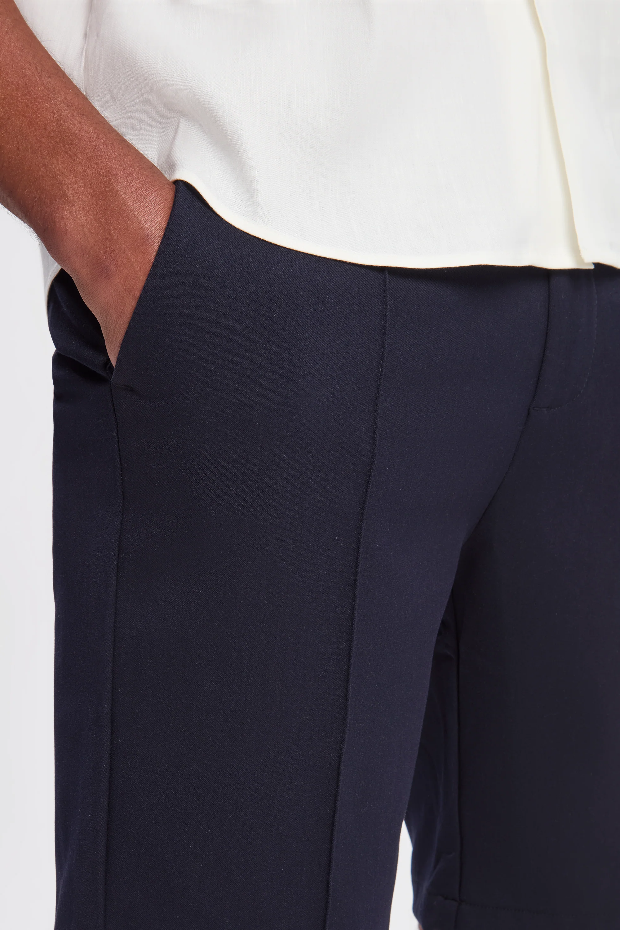 THE LAURO SHORTS - Image 19