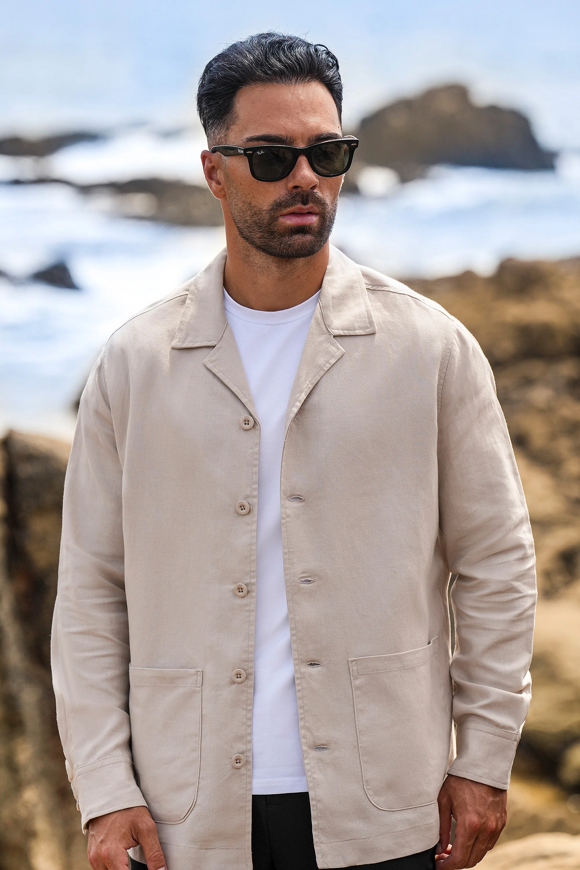 THE LINEN OVERSHIRT - Image 8
