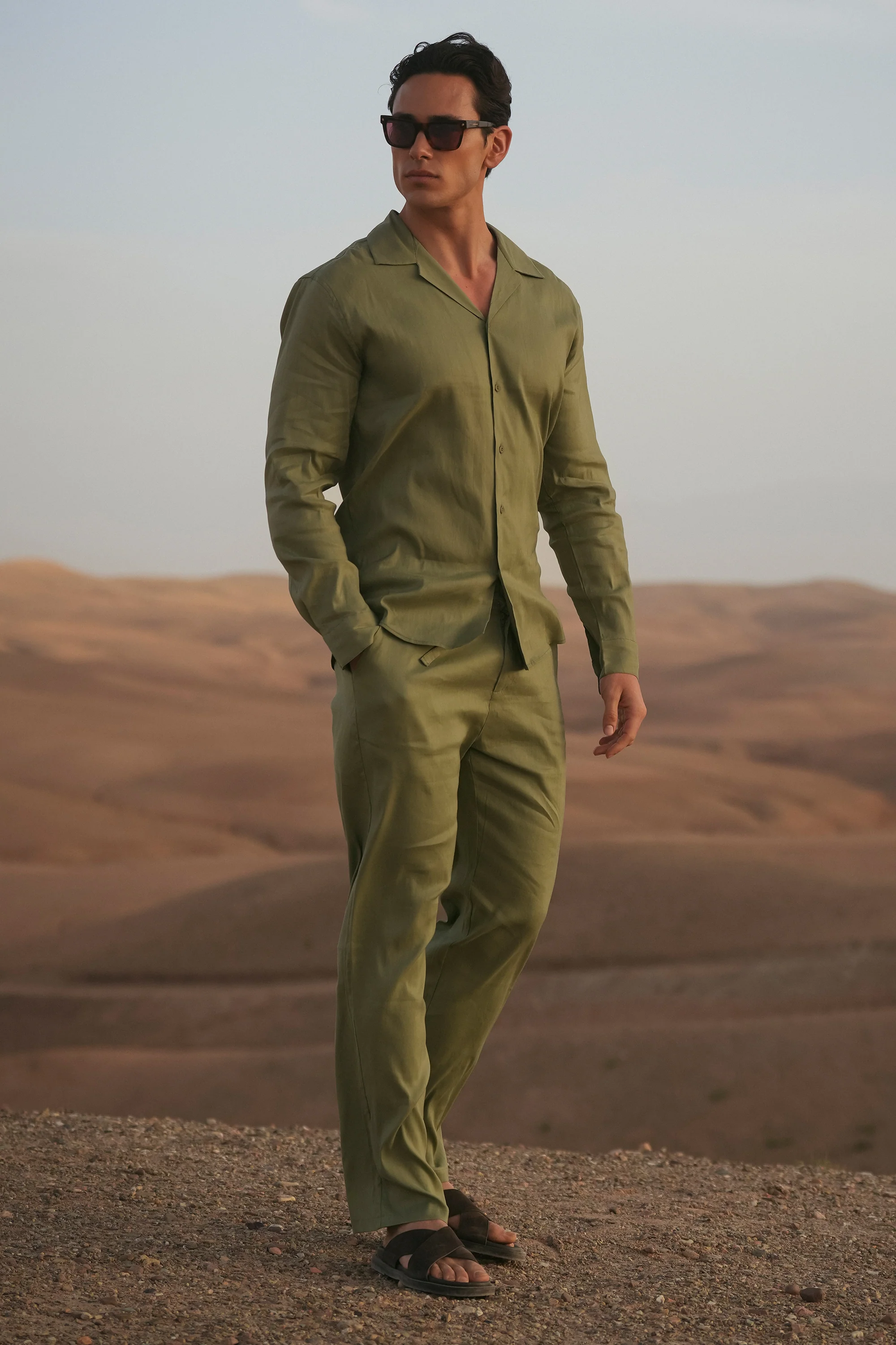 THE LINEN TROUSERS - Image 12