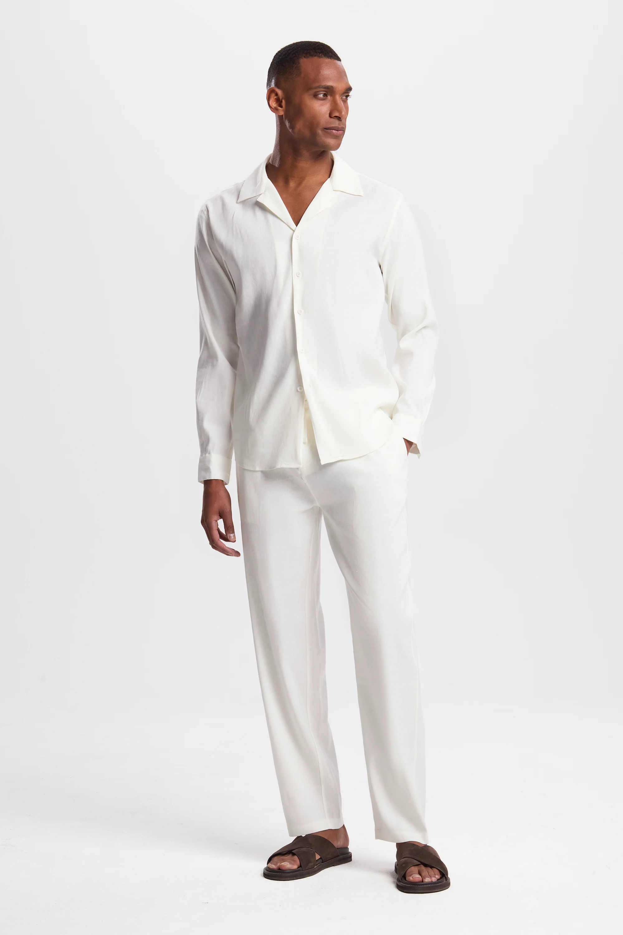 THE LINEN TROUSERS - Image 18