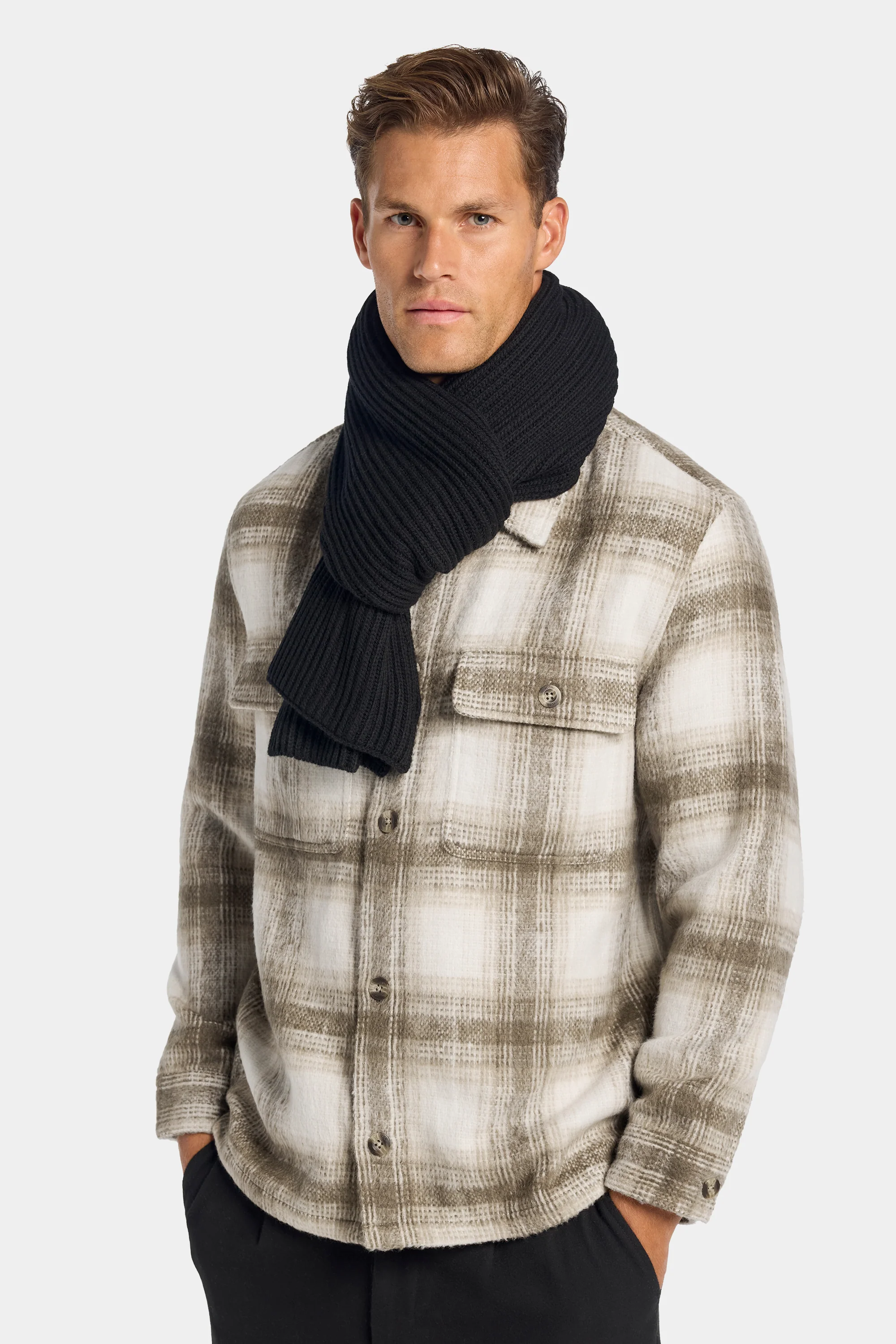 THE LUGO CHECKED OVERSHIRT - Image 10