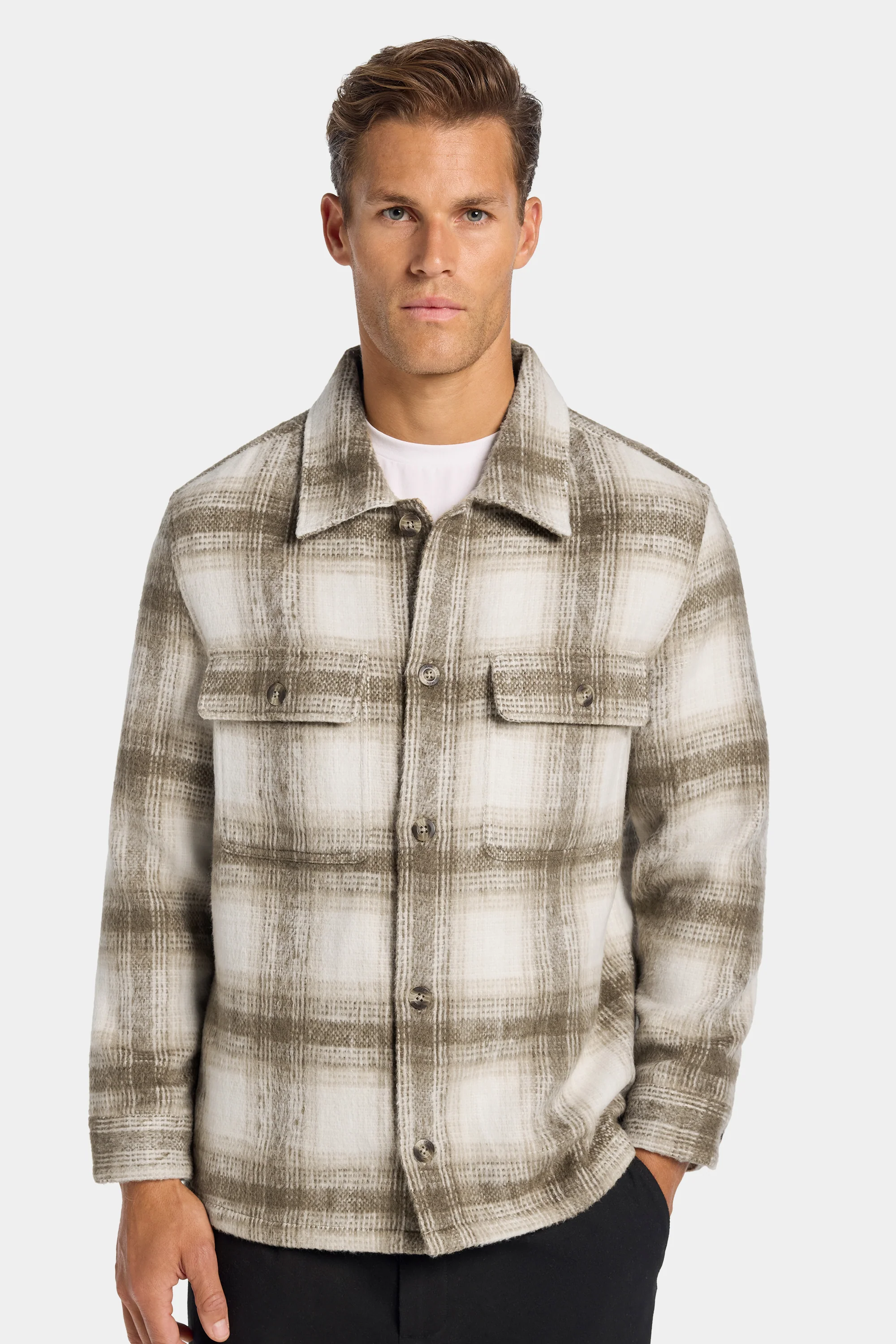 THE LUGO CHECKED OVERSHIRT - Image 6