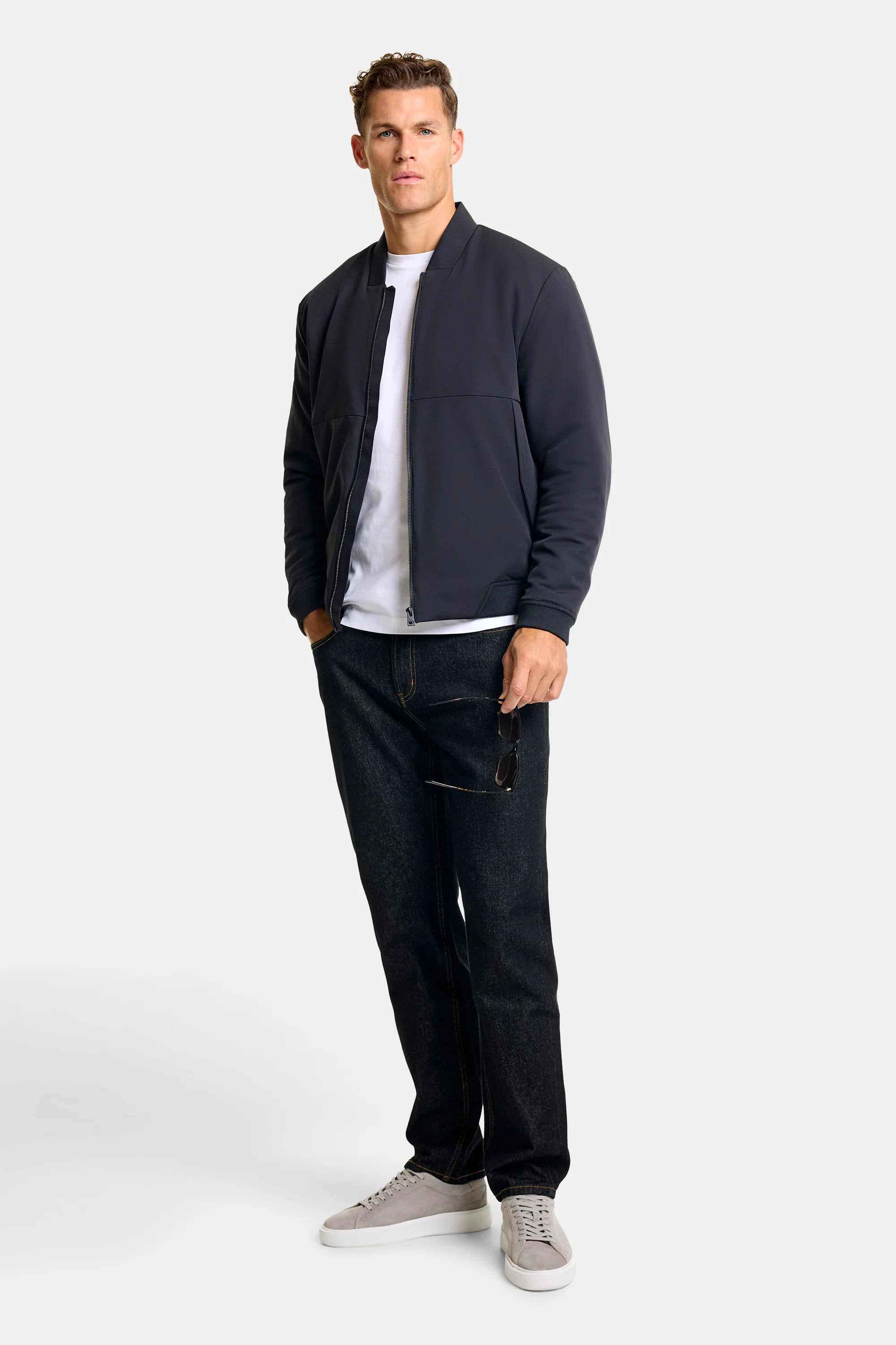 THE MODENA BOMBER - Image 4