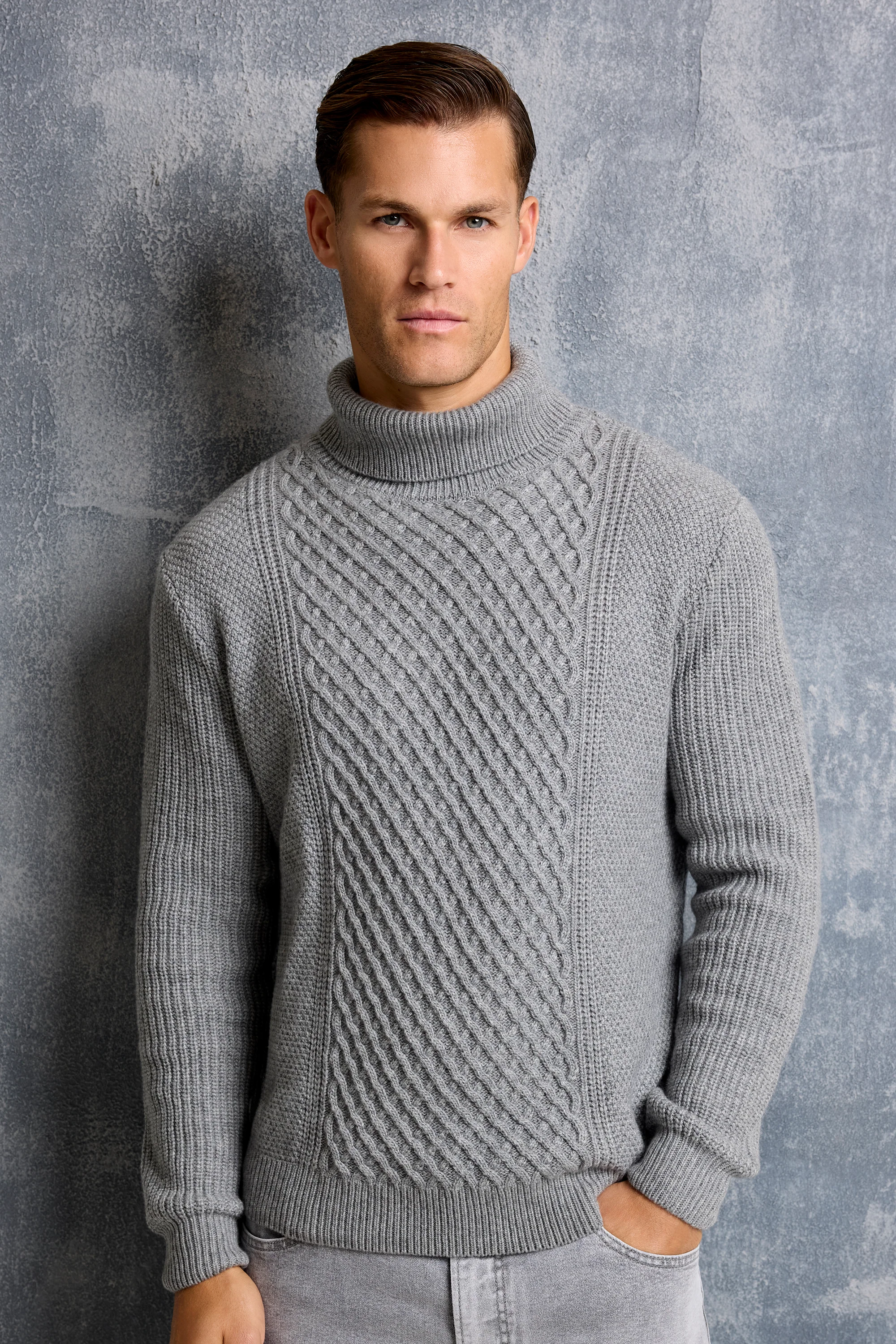 THE NICO CABLE TURTLENECK - Image 5