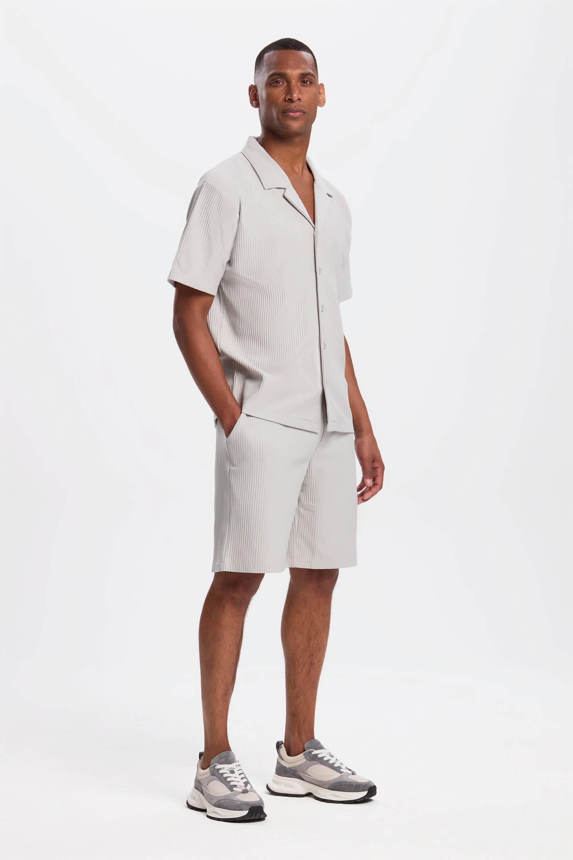 THE PLEATED SS SHIRT - Image 12