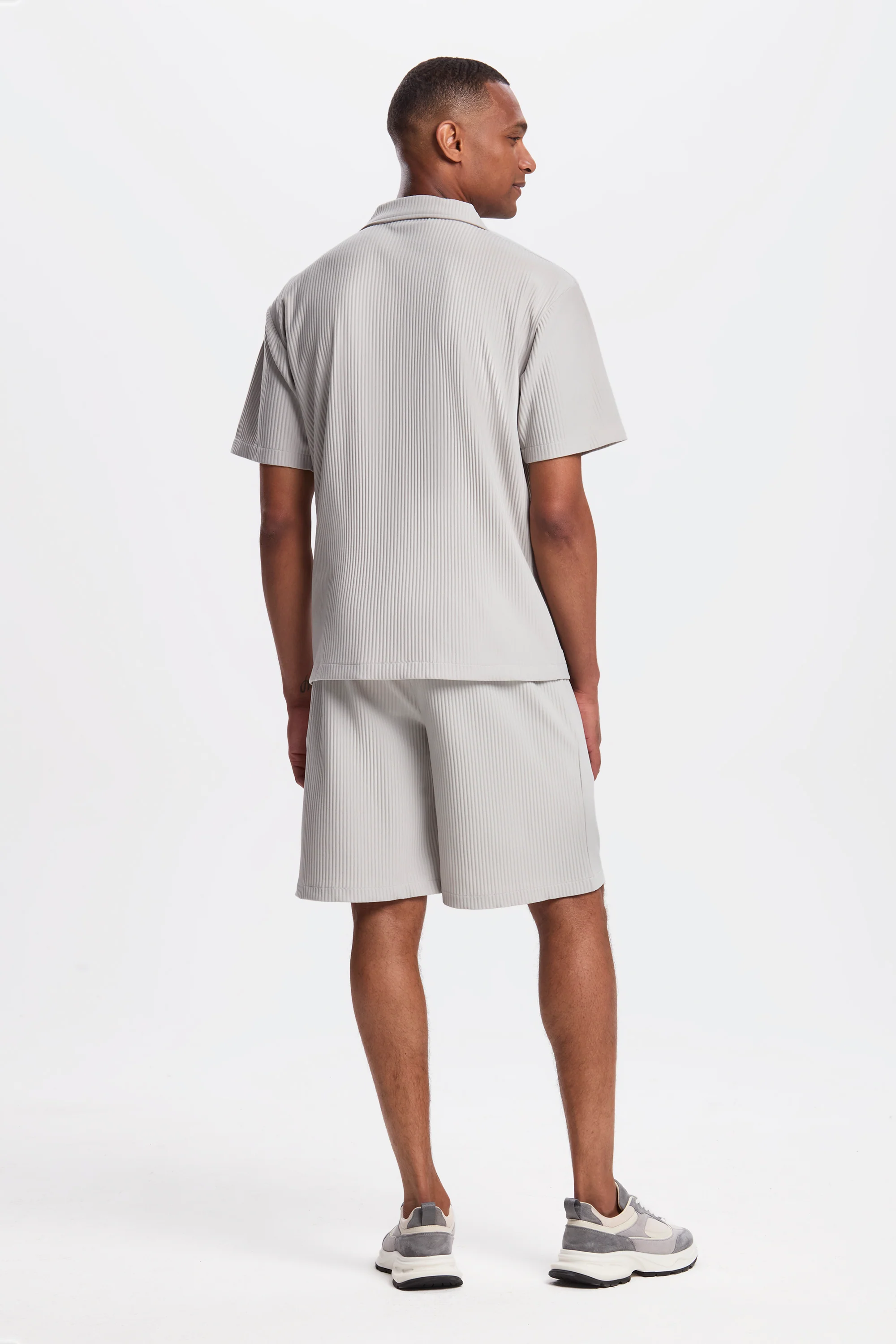 THE PLEATED SS SHIRT - Image 13