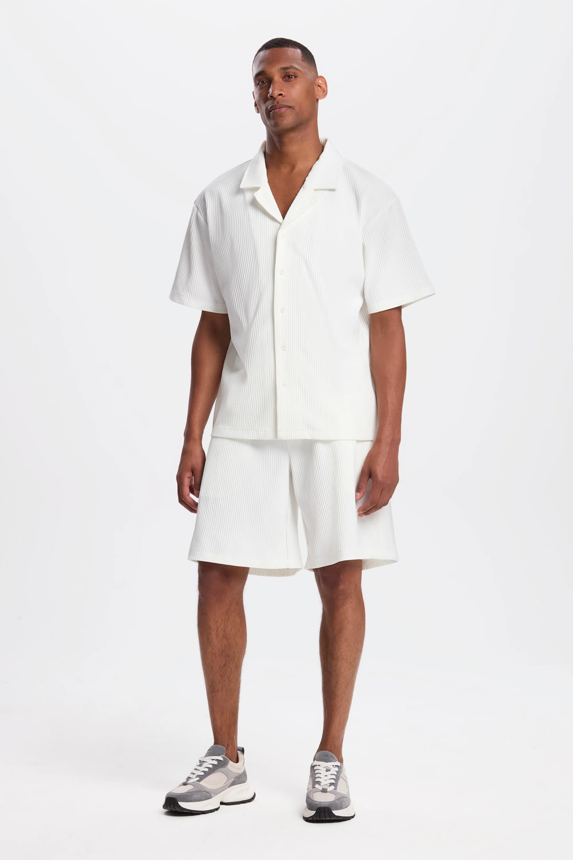 THE PLEATED SS SHIRT - Image 2