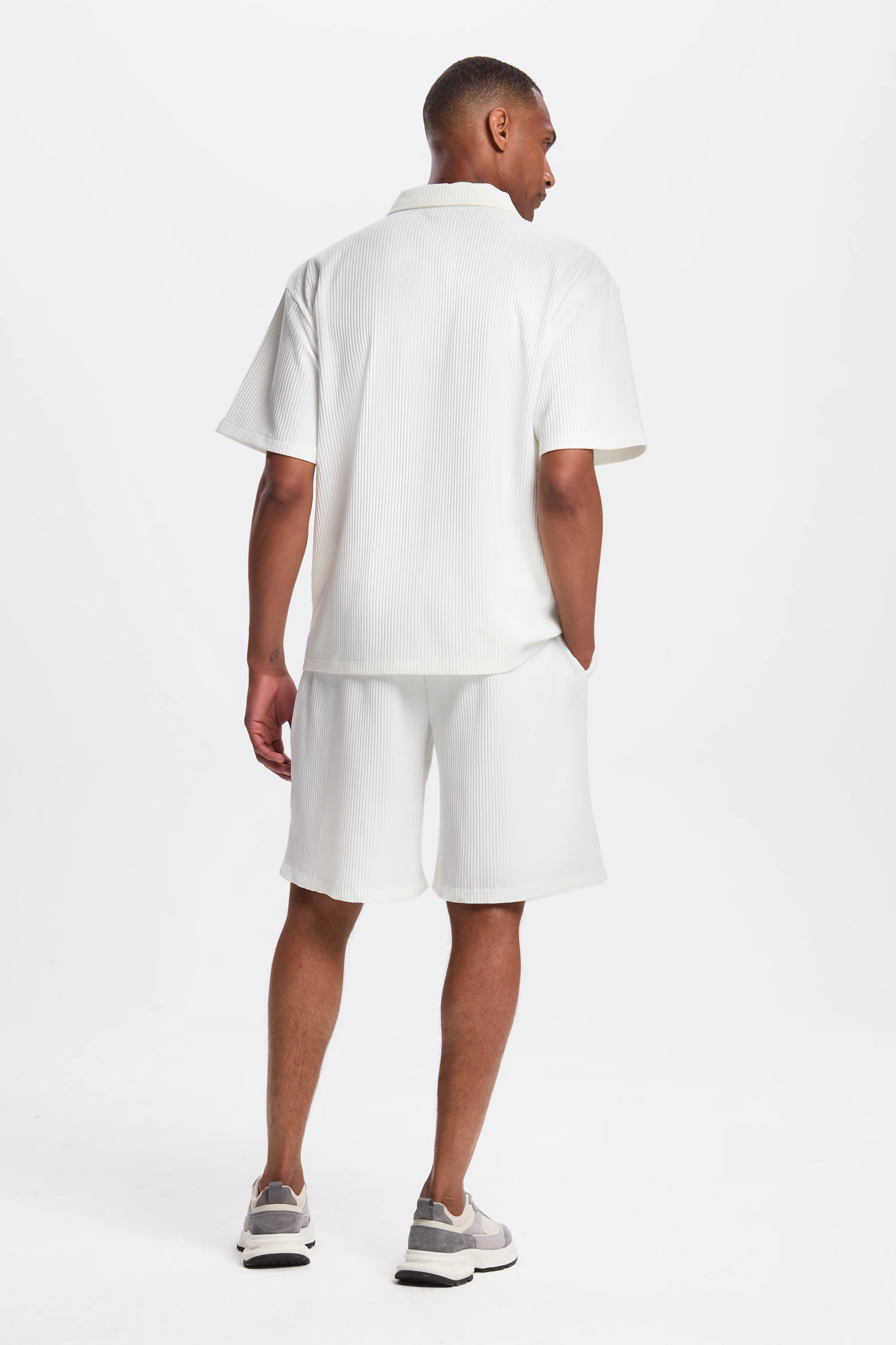 THE PLEATED SS SHIRT - Image 4