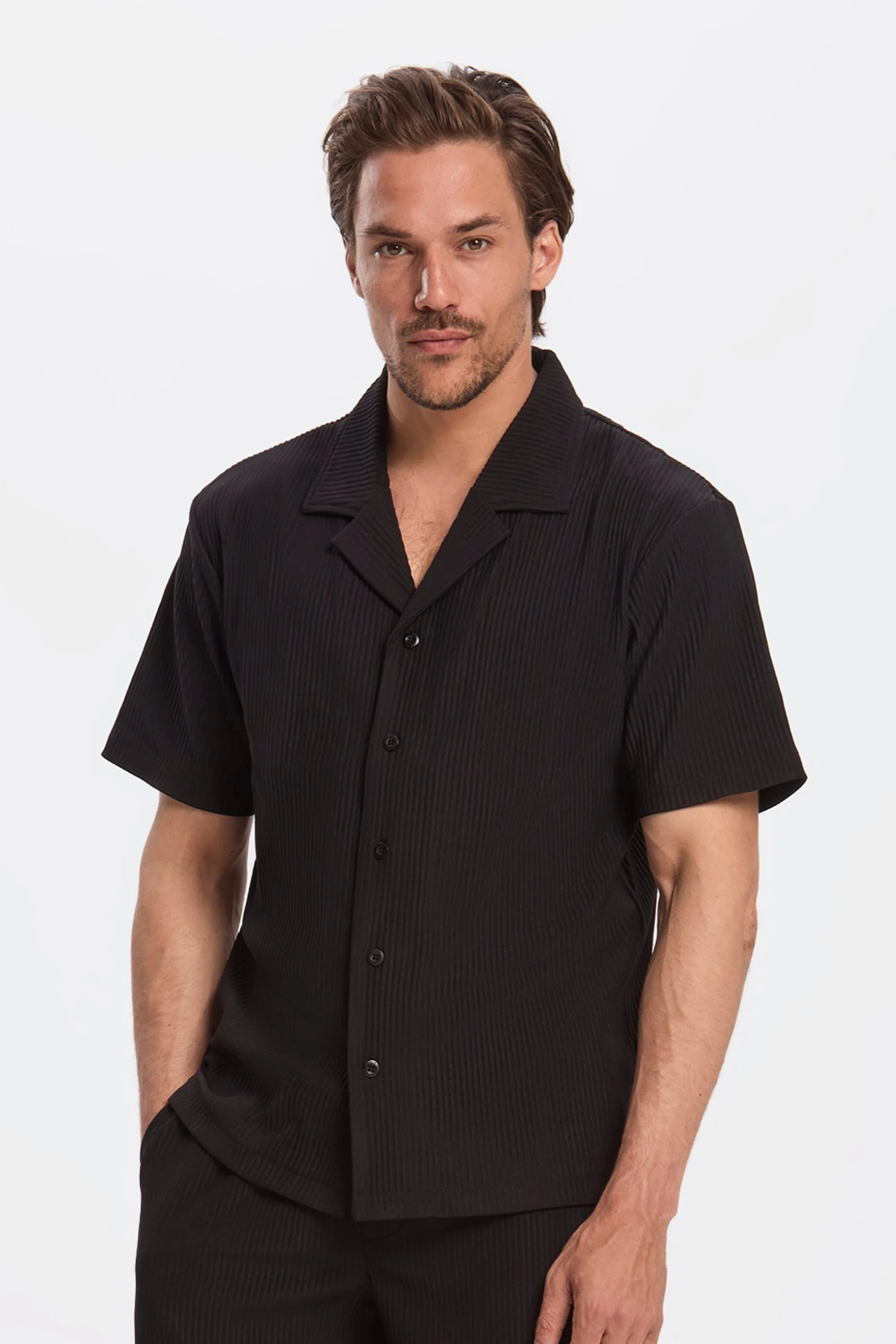 THE PLEATED SS SHIRT - Image 6