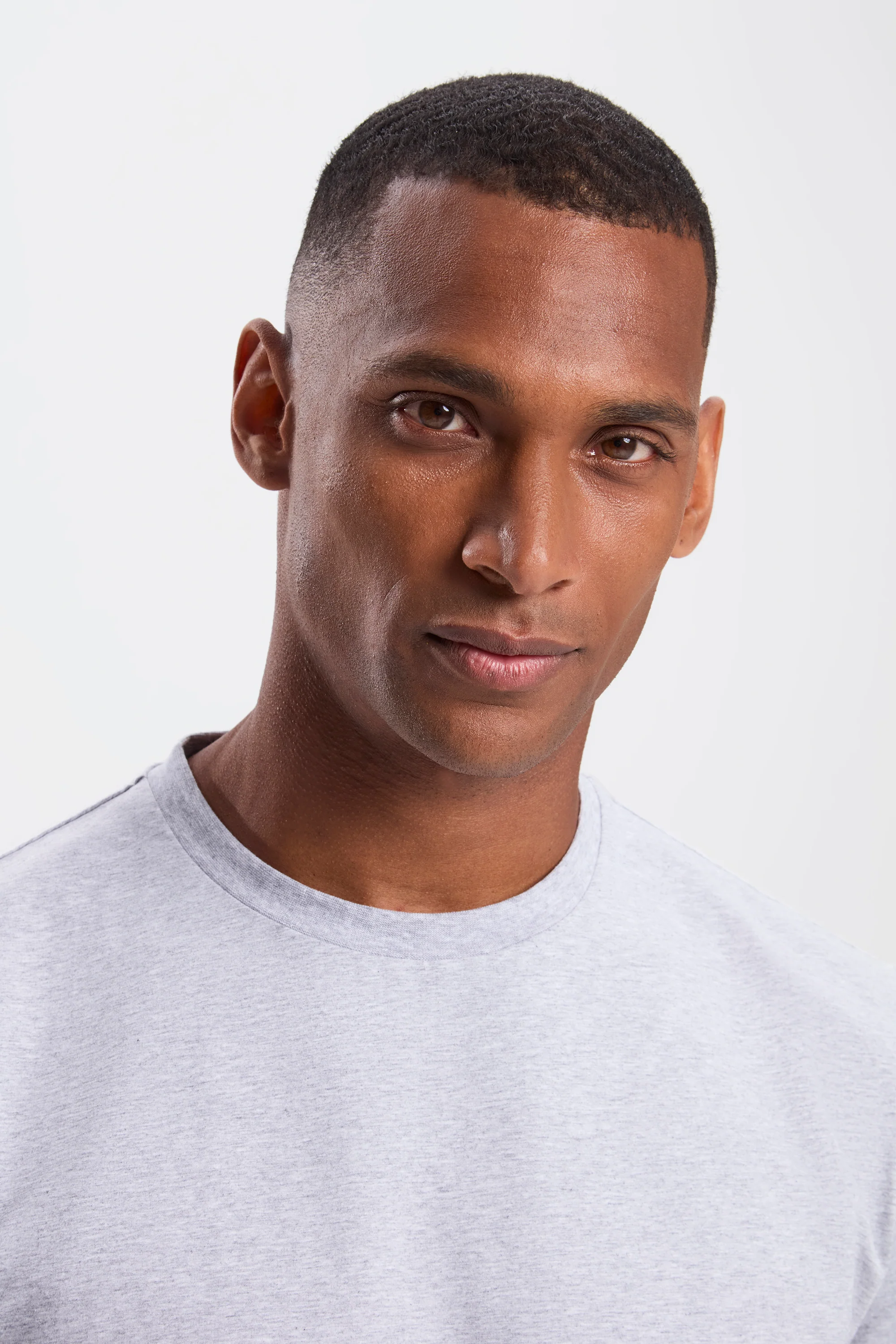 THE REGULAR T-SHIRT - Image 18