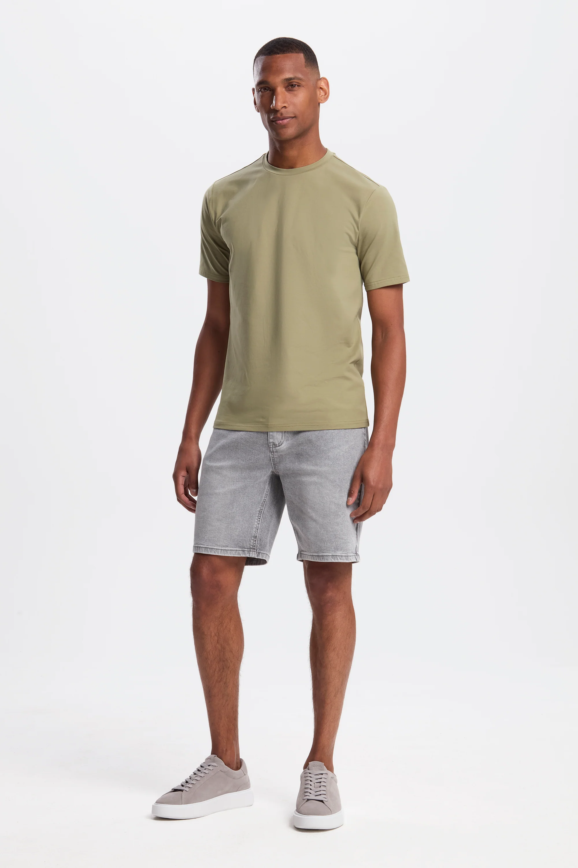 THE REGULAR T-SHIRT - Image 21