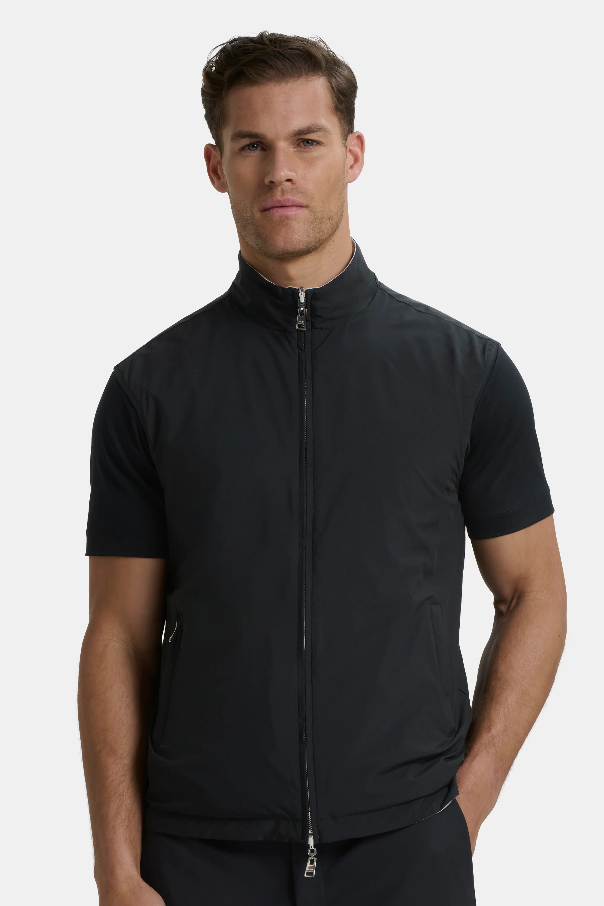 THE ROMA REVERSIBLE BODYWARMER - Image 11