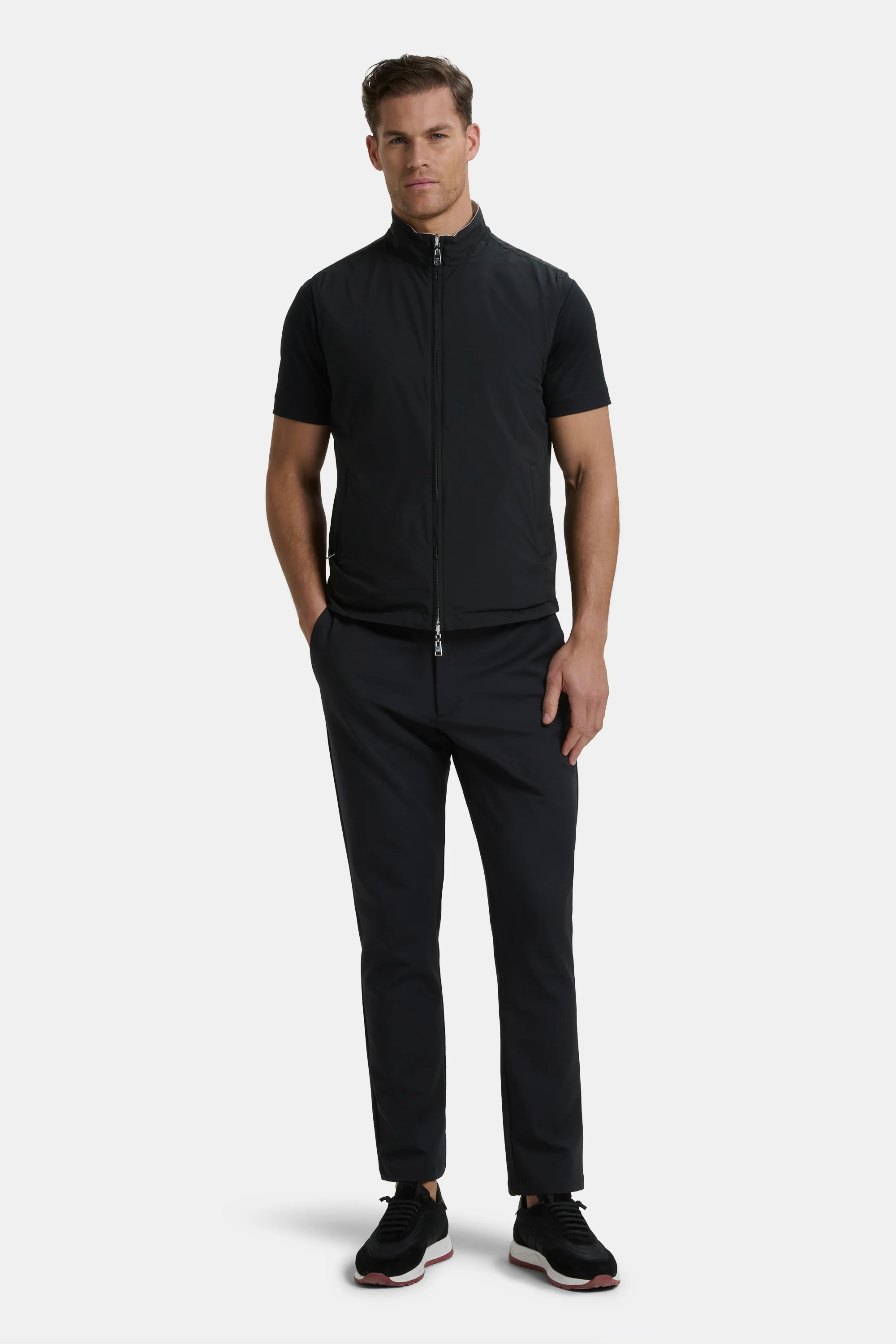 THE ROMA REVERSIBLE BODYWARMER - Image 9