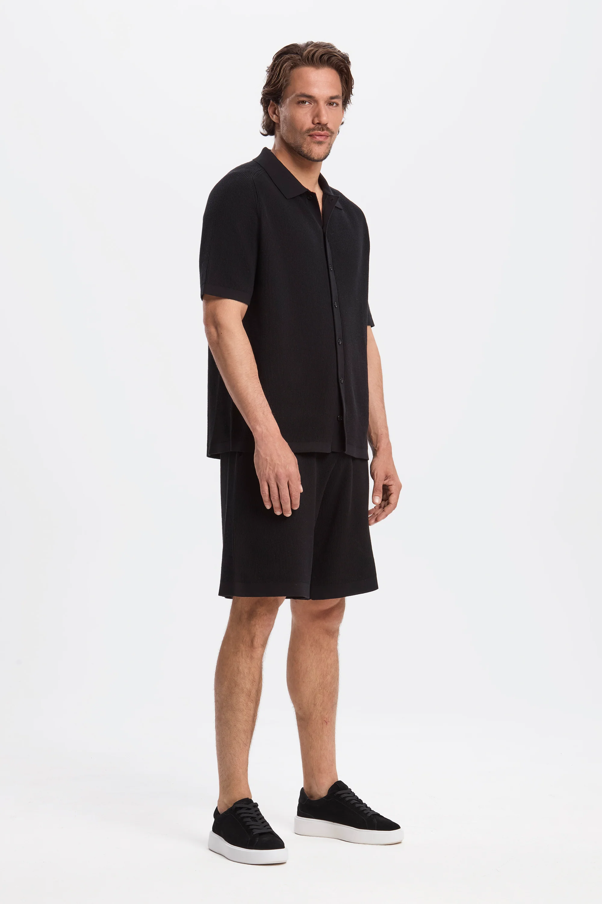 THE RUSSO KNITTED SHORTS - Image 2