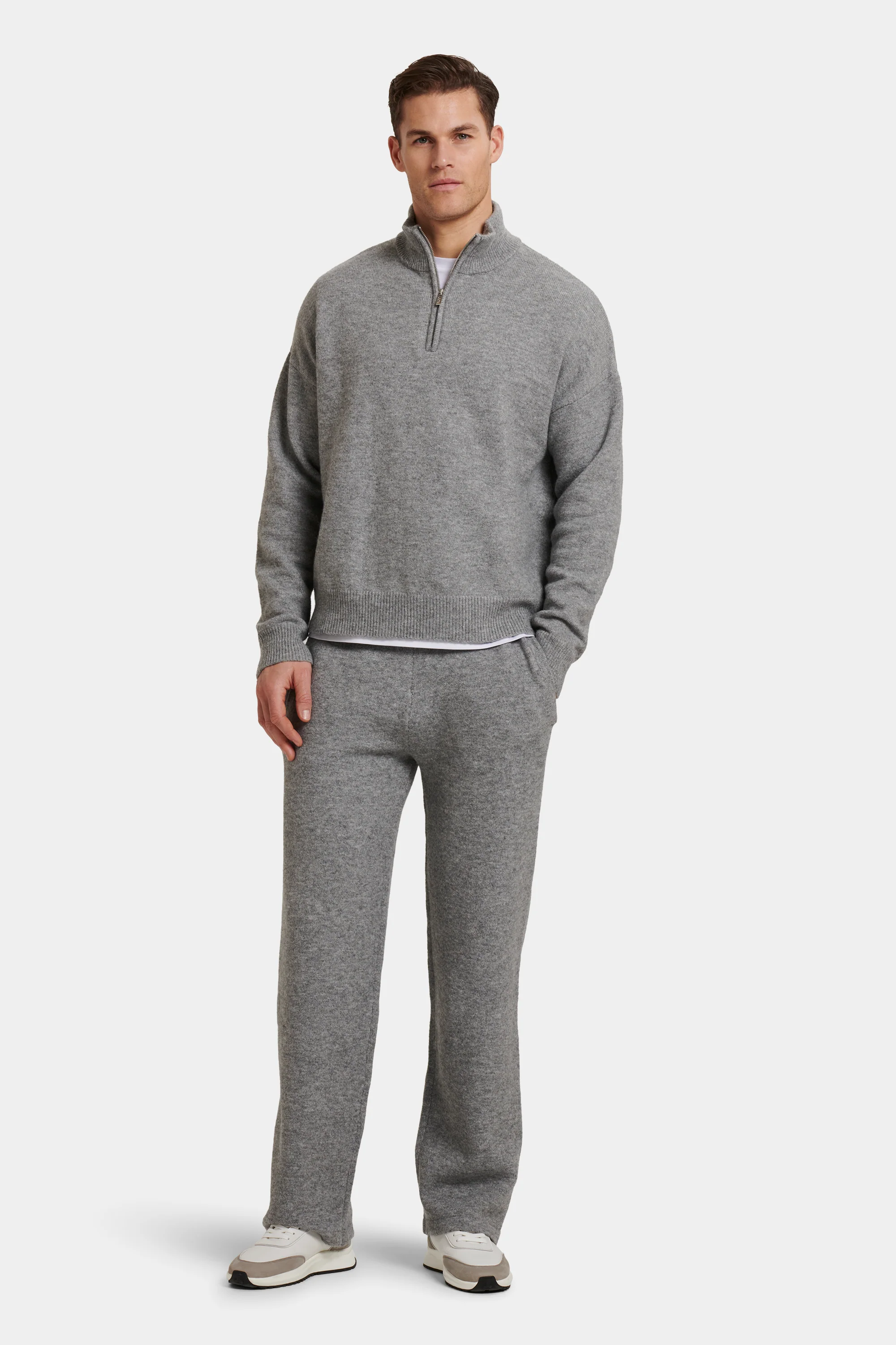 THE SAVONA JOGGER - Image 21