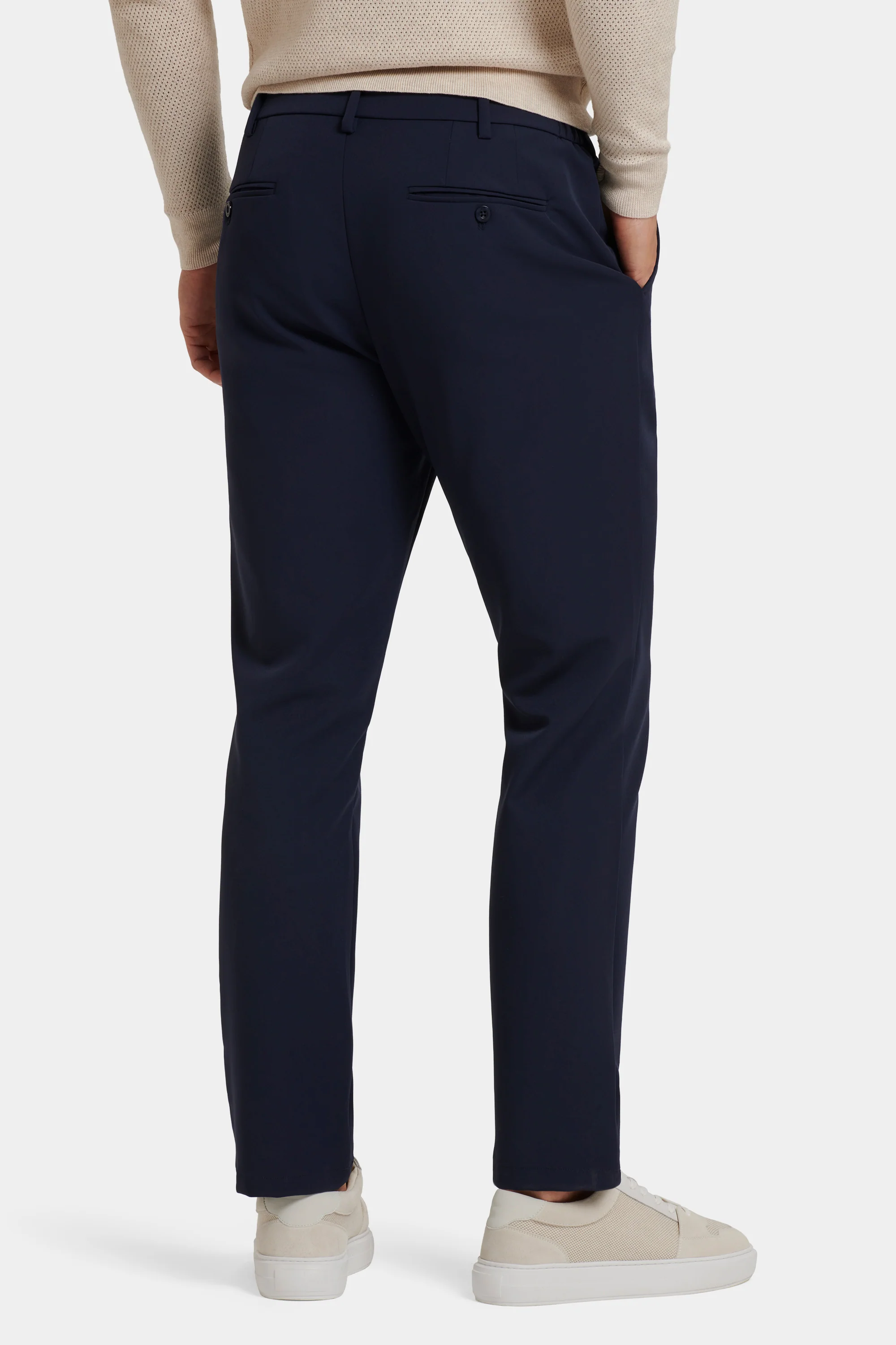 THE TECH PANTS - Image 8