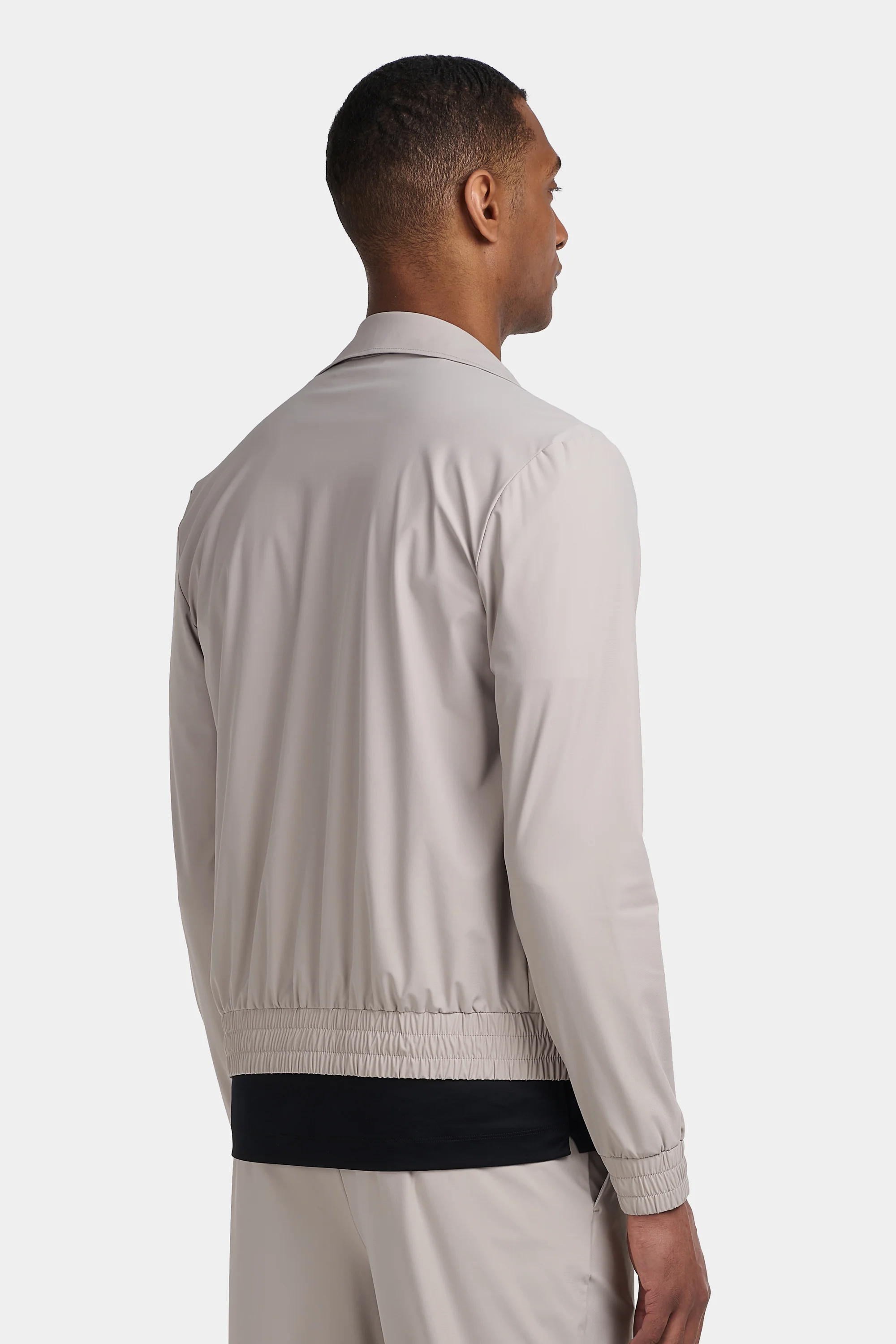 THE TRAVEL JACKET - Image 4