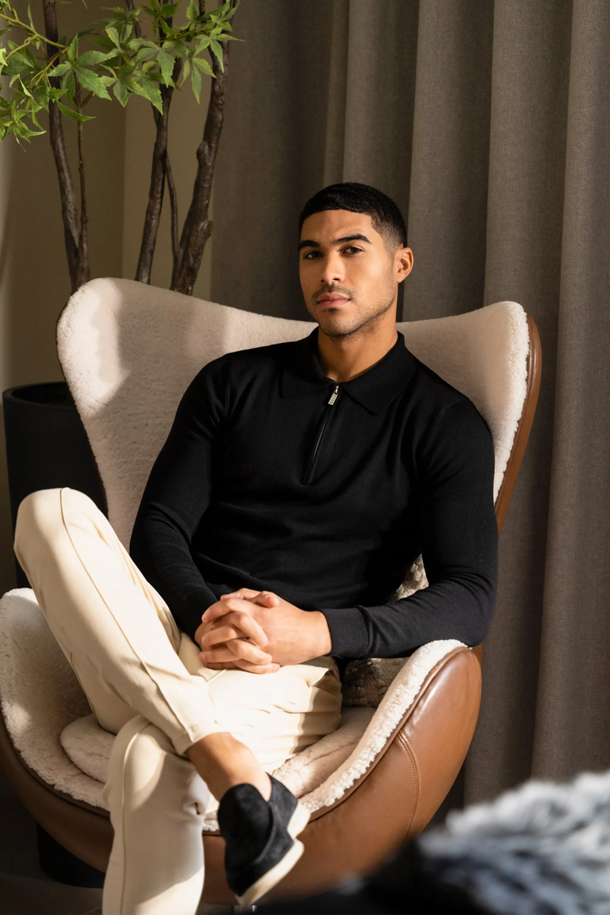 THE VIDA - LONGSLEEVE POLO - BLACK - Image 14